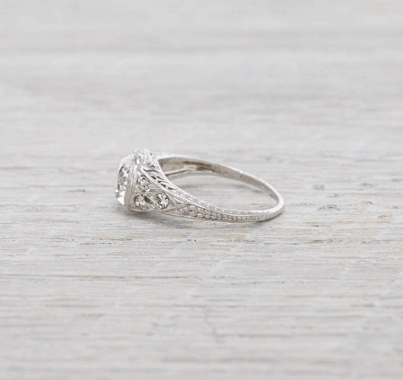 1.95 Carat Vintage Diamond Engagement Ring - Image 3