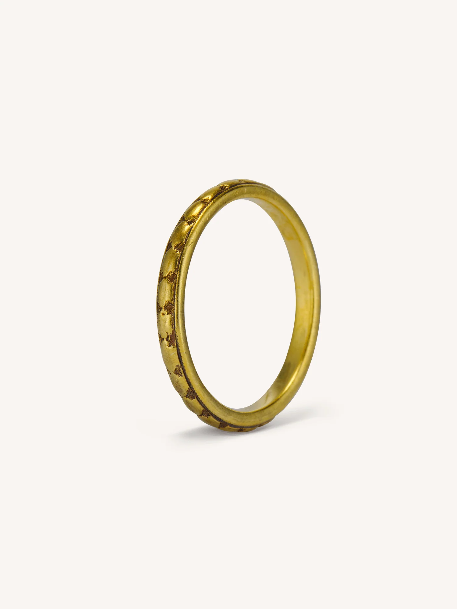 1940's Humbert & Son Gold Engraved Vintage Wedding Band, America - Size 6 - Image 2