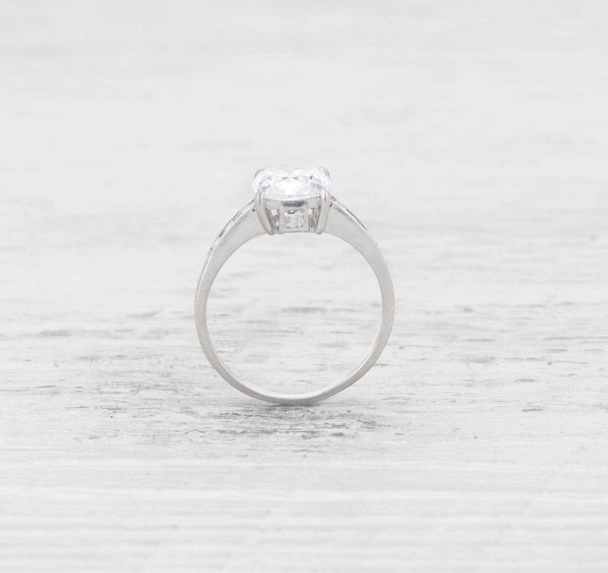 2.02 CARAT ART DECO DIAMOND ENGAGEMENT RING - Image 4