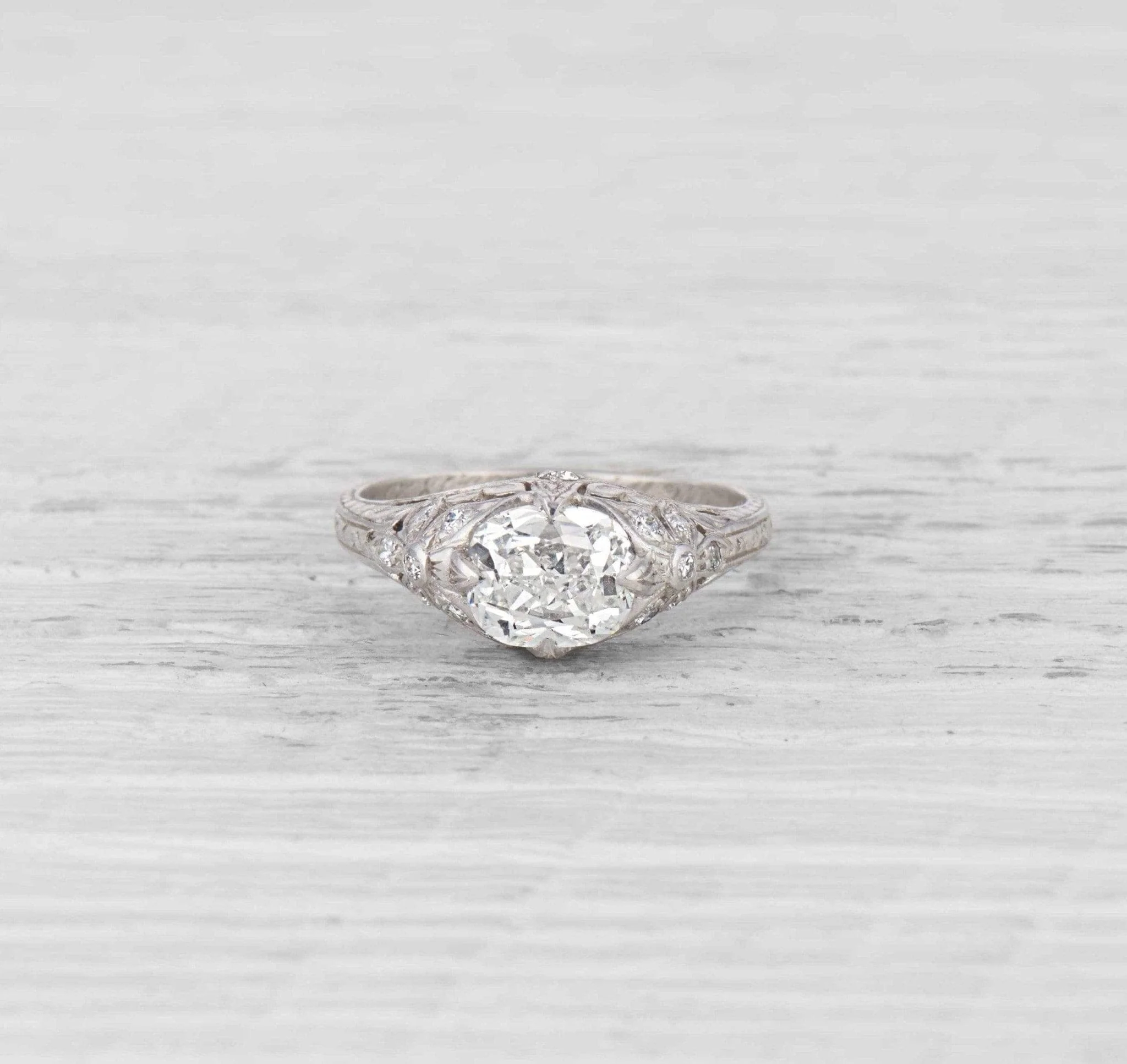 2.07 Carat Art Deco Diamond Engagement Ring - Image 2