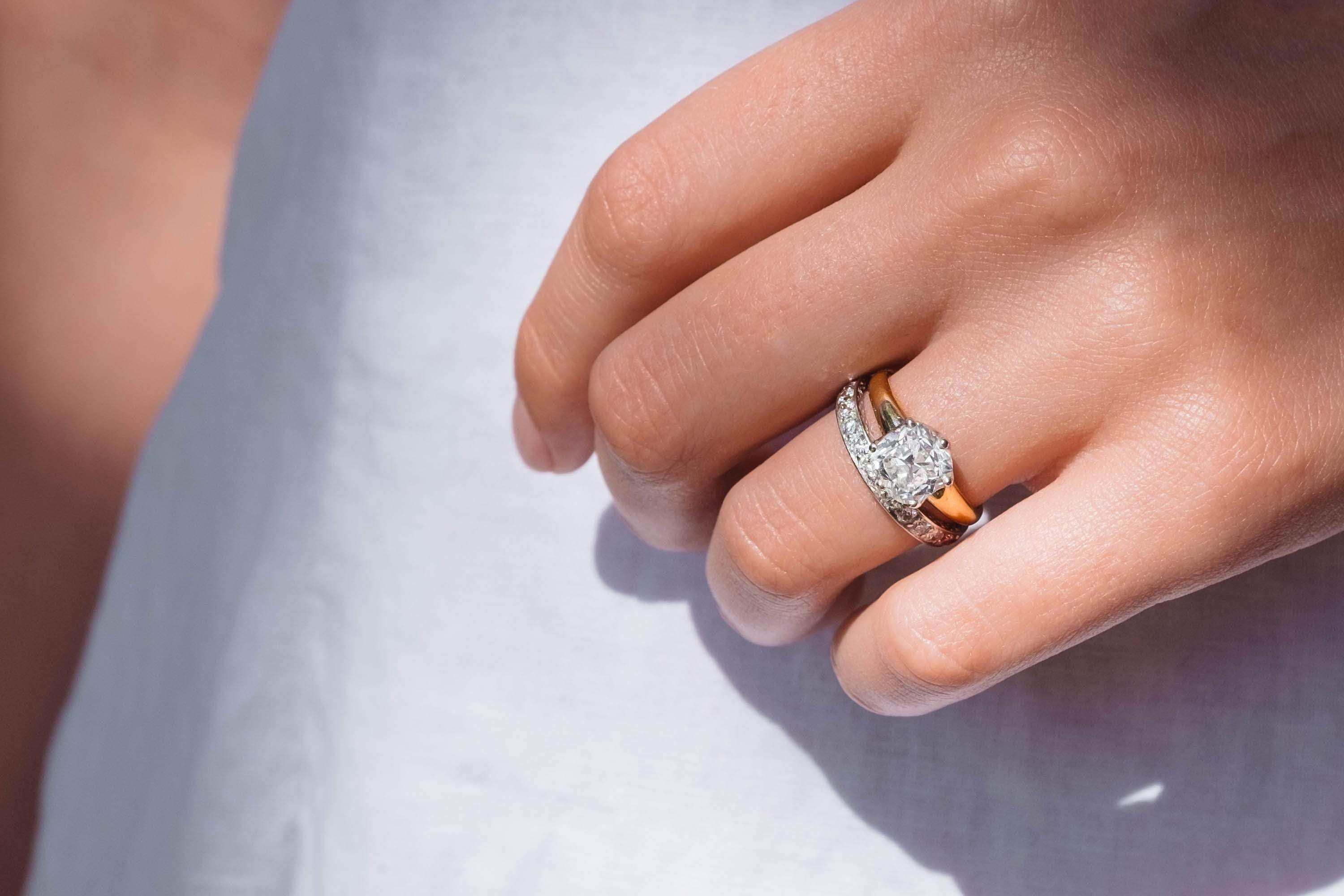 2.08 CARAT VICTORIAN DIAMOND SOLITAIRE ENGAGEMENT RING - Image 6