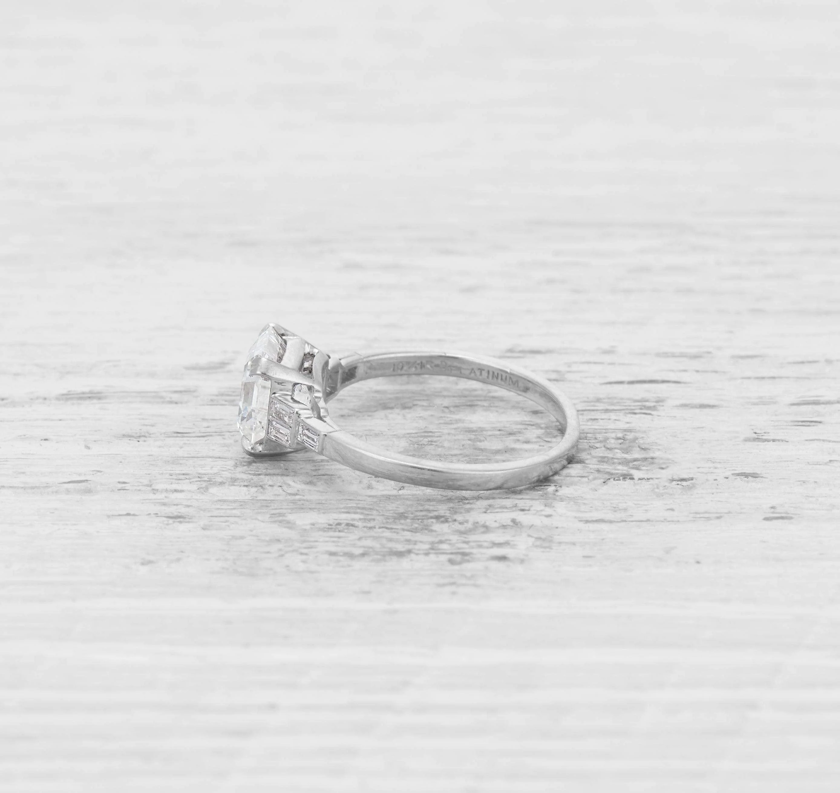 2.25 CARAT ART DECO ASSCHER-CUT DIAMOND ENGAGEMENT RING - Image 3