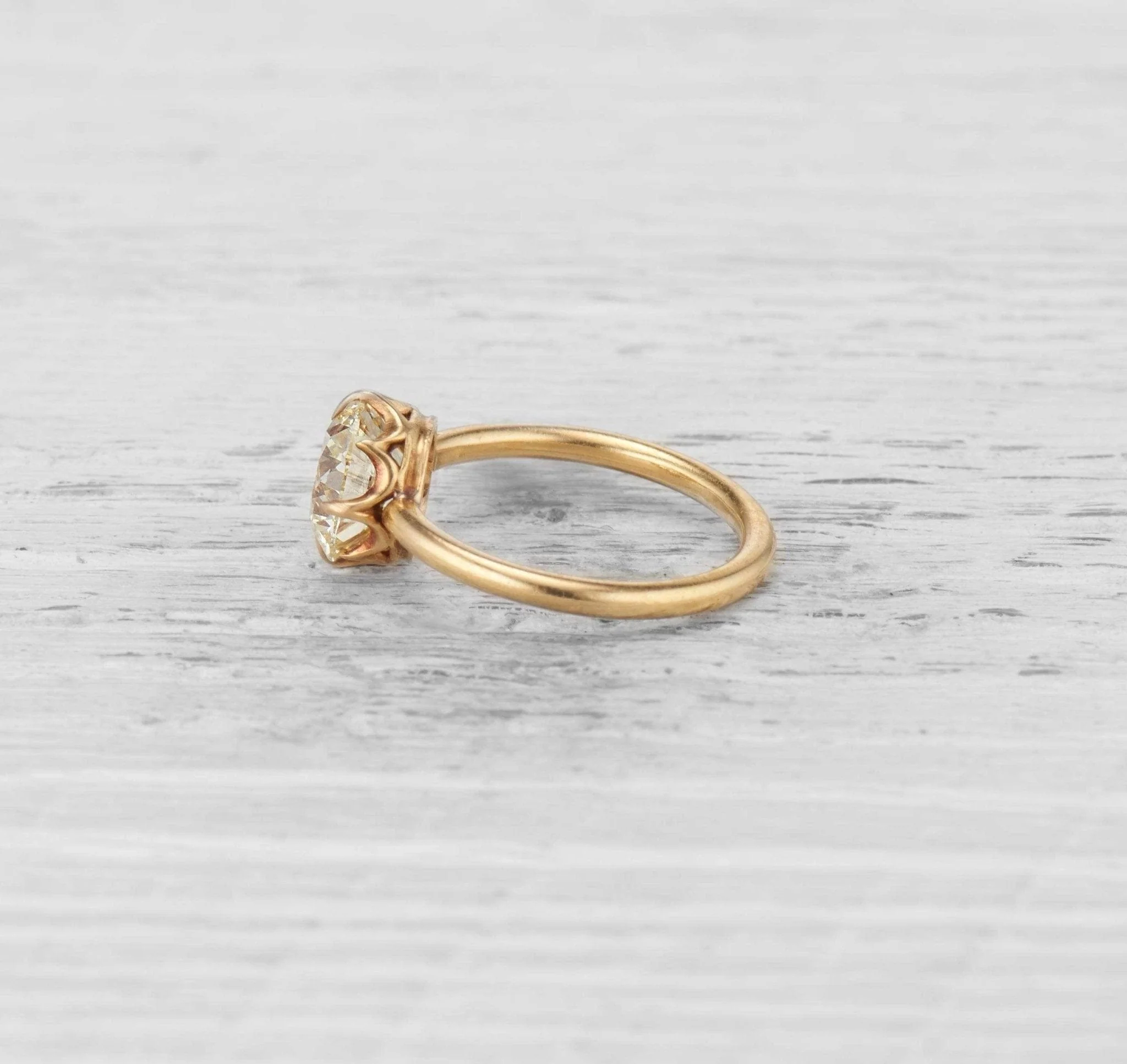 2.40 CARAT ANTIQUE DIAMOND SOLITAIRE ENGAGEMENT RING - Image 3