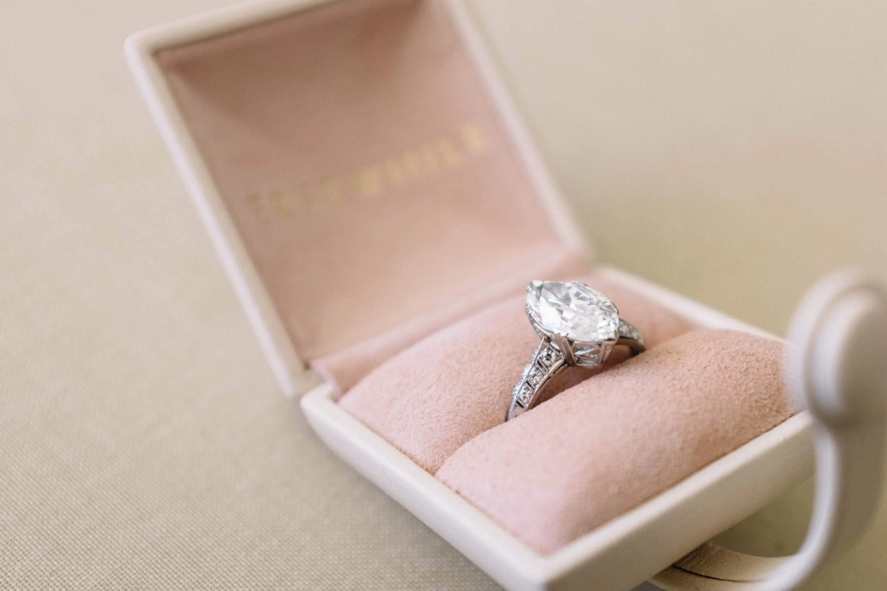 3.02 CARAT EDWARDIAN MARQUISE DIAMOND ENGAGEMENT RING - Image 8