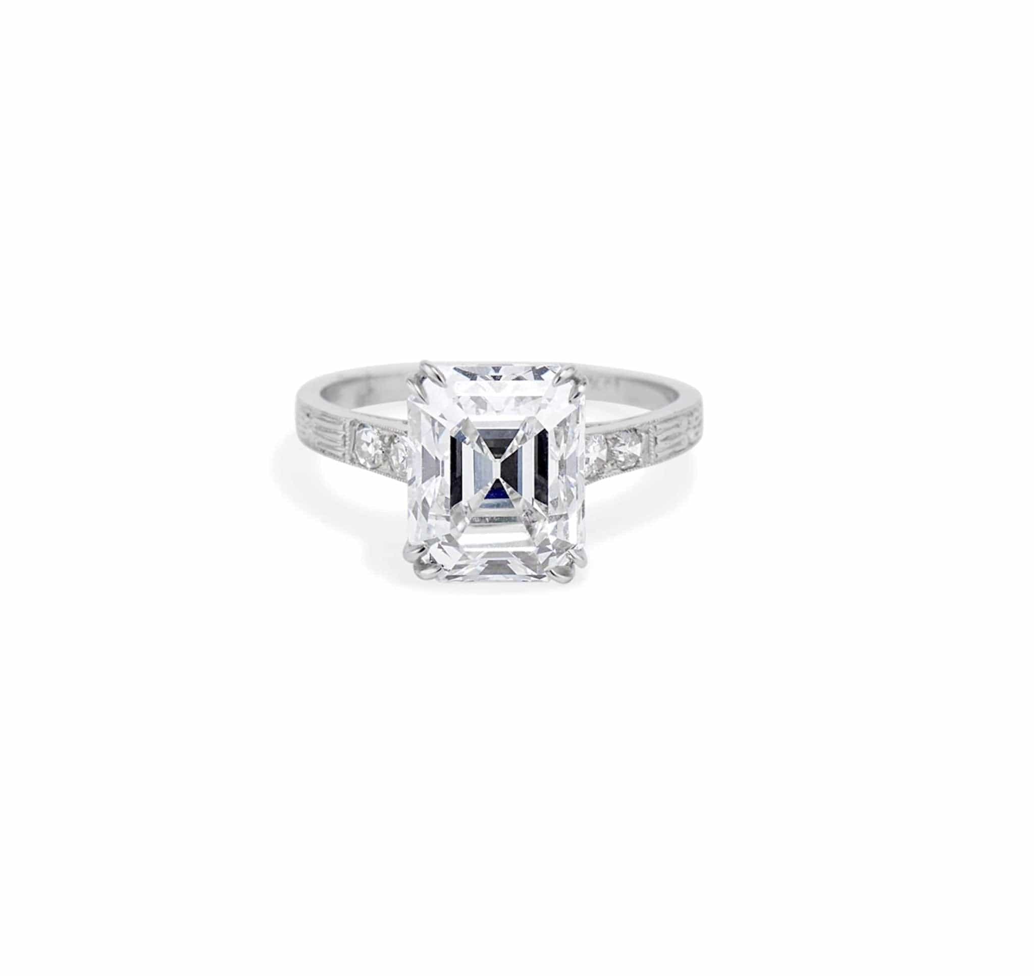 Art Deco 4.02 Carat Emerald Cut Diamond Ring - Image 2