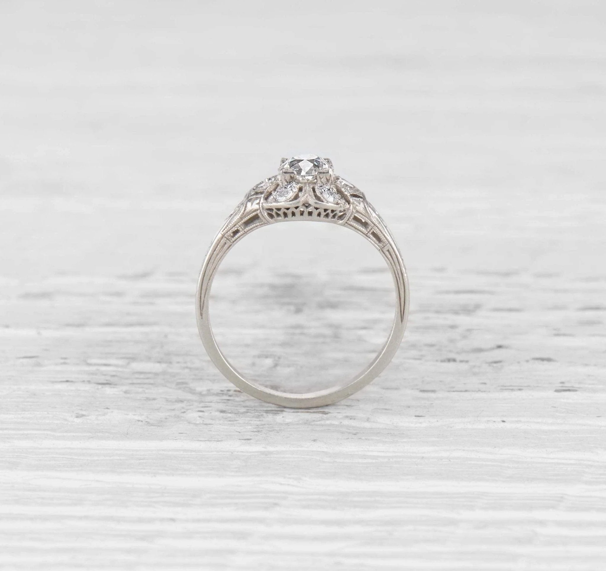 .50 CARAT ART DECO DIAMOND ENGAGEMENT RING - Image 4