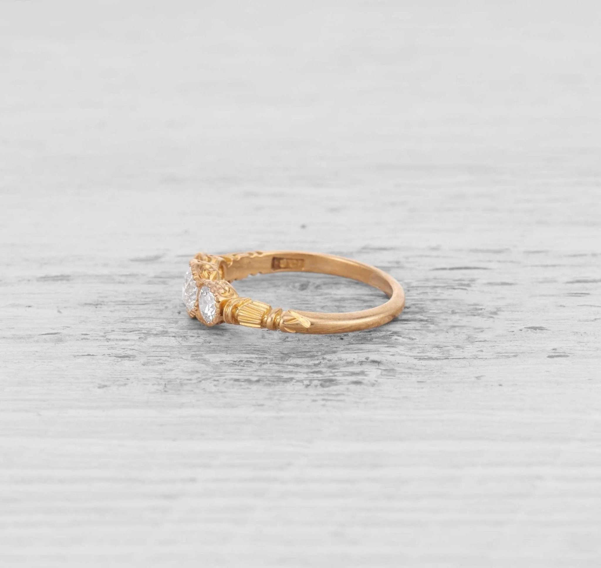 .52 CARAT VICTORIAN THREE STONE DIAMOND ENGAGEMENT RING - Image 3