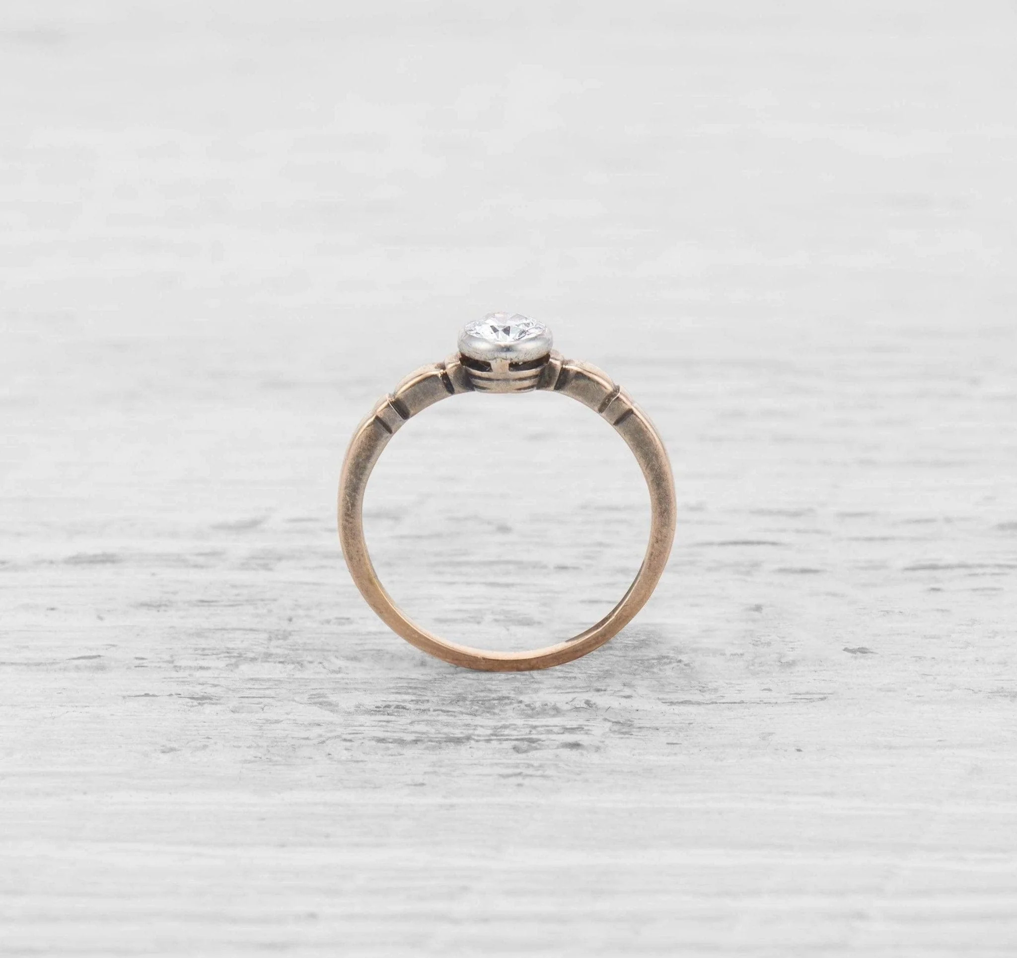 .55 CARAT ANTIQUE DIAMOND ENGAGEMENT RING - Image 4