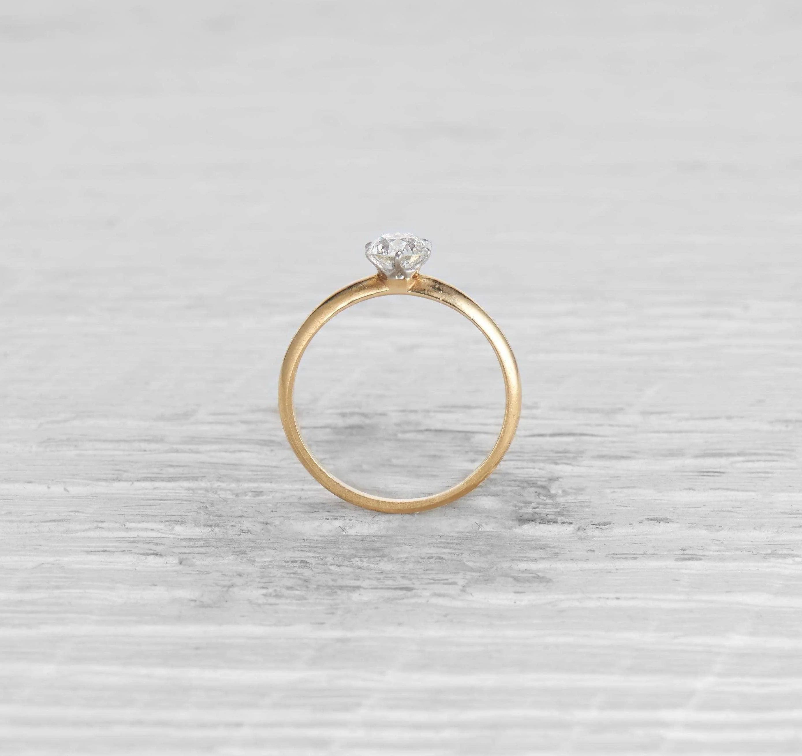 .56 CARAT TIFFANY & CO. DIAMOND SOLITAIRE ENGAGEMENT RING - Image 4