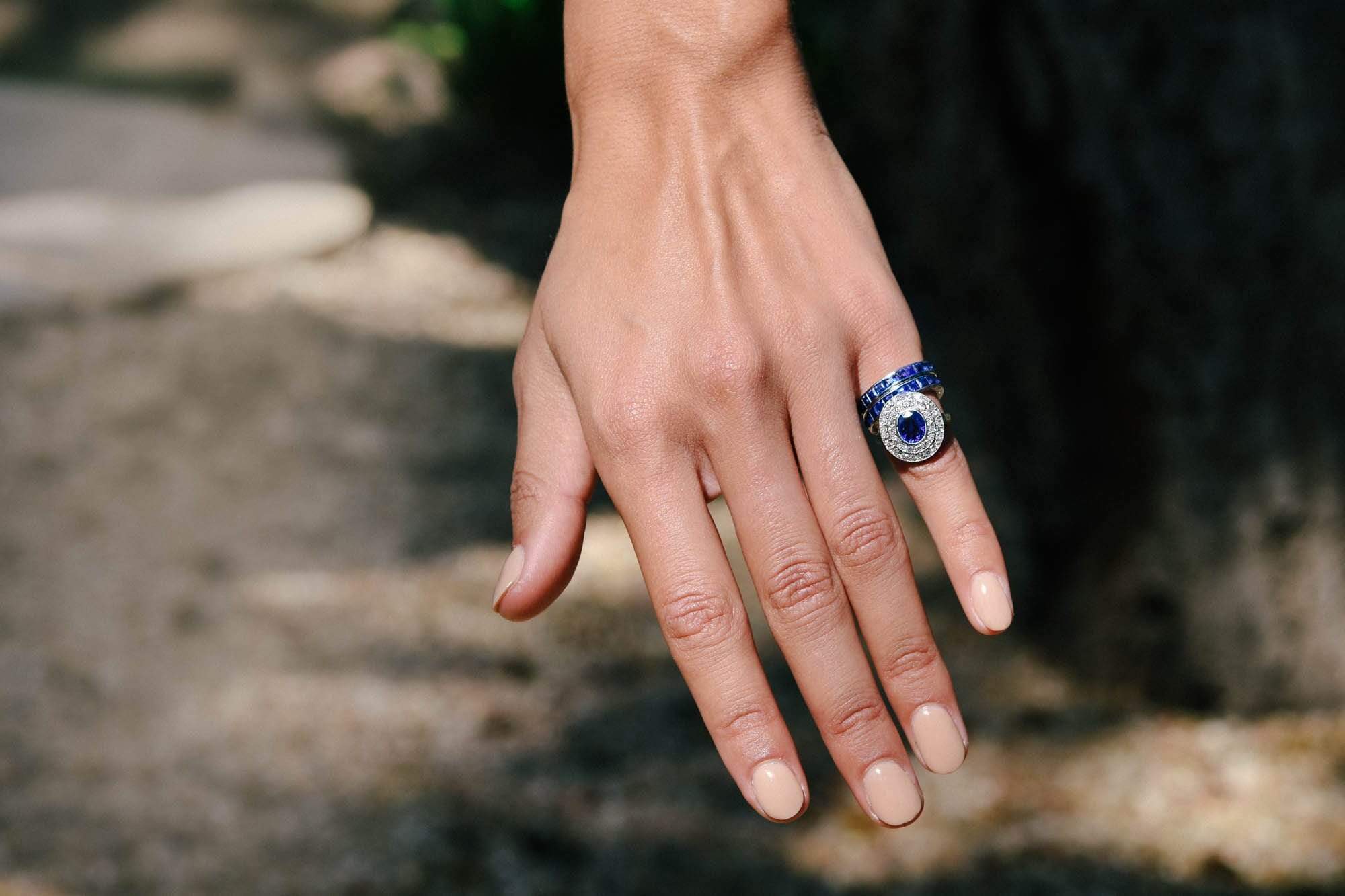 Boucheron Art Deco 1.70 Carat Carr√©-Cut Sapphire Eternity Wedding Band, France (5672) - Image 3