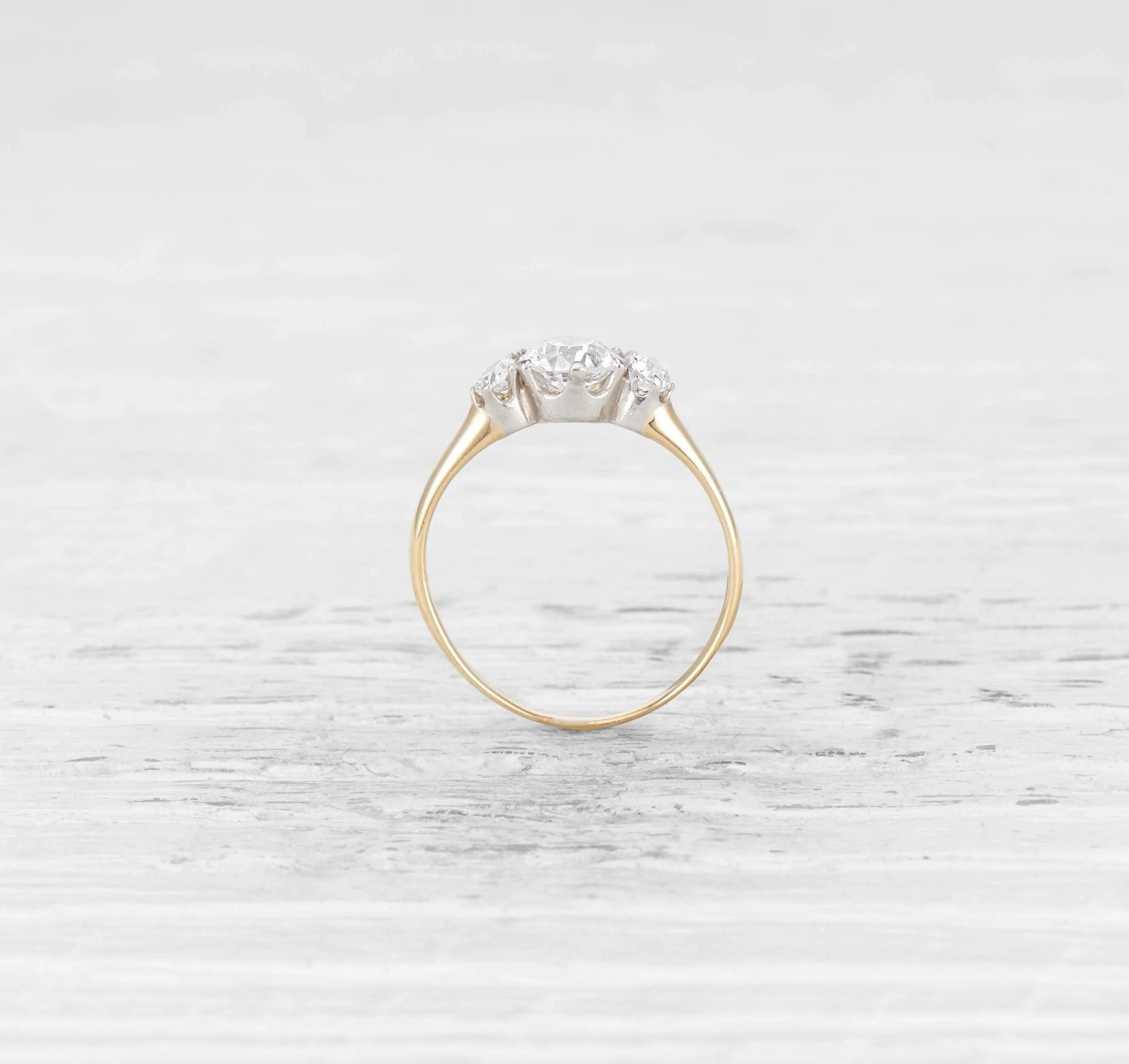 .59 CARAT ANTIQUE DIAMOND ENGAGEMENT RING - Image 4