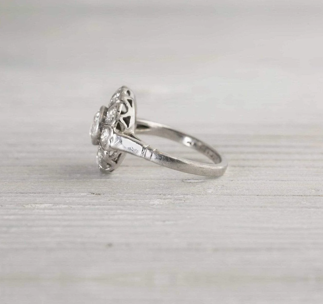 .60 Carat Art Deco Vintage Engagement Ring - Image 3