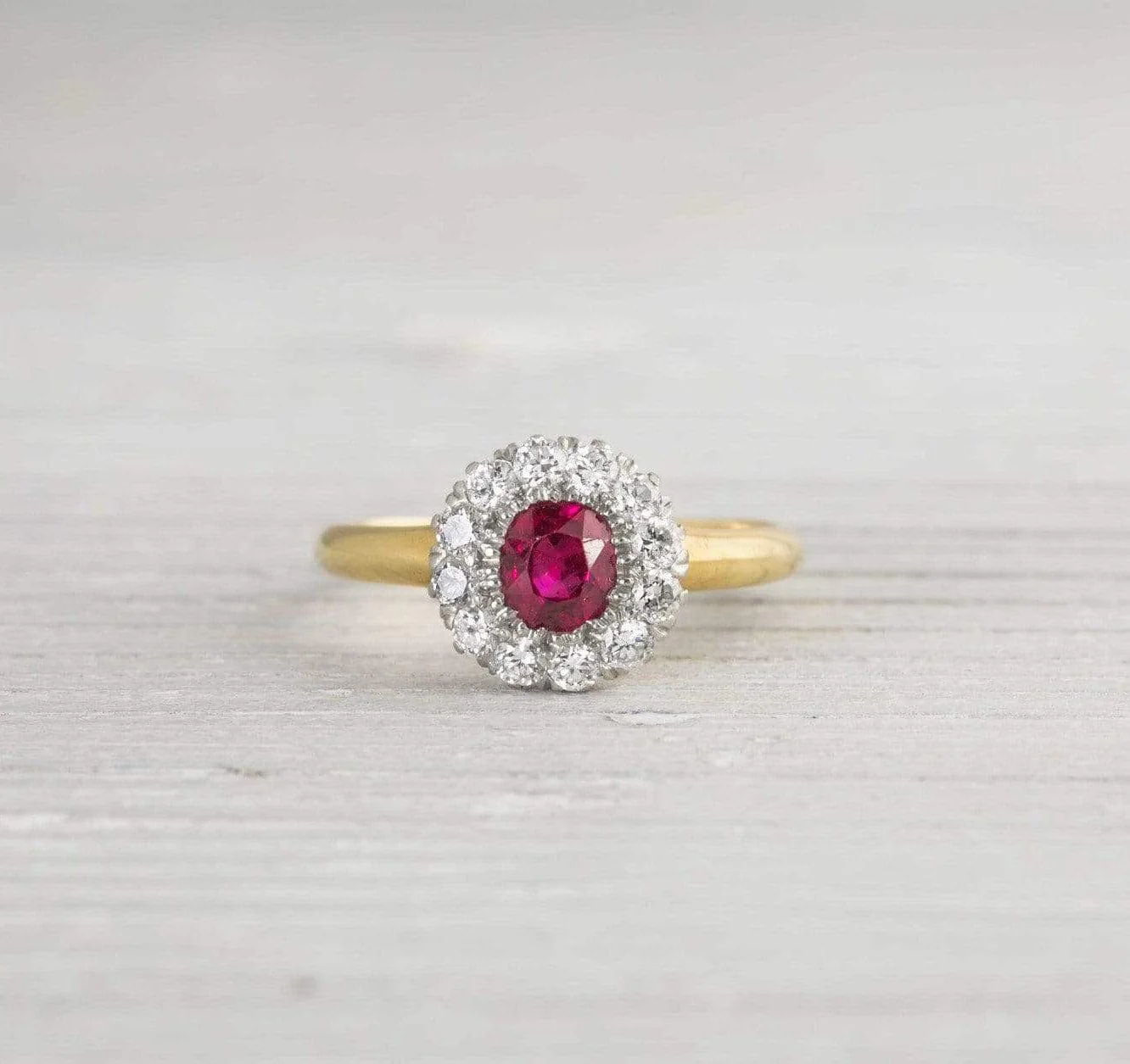 .60 Carat Ruby Vintage Engagement Ring - Image 2