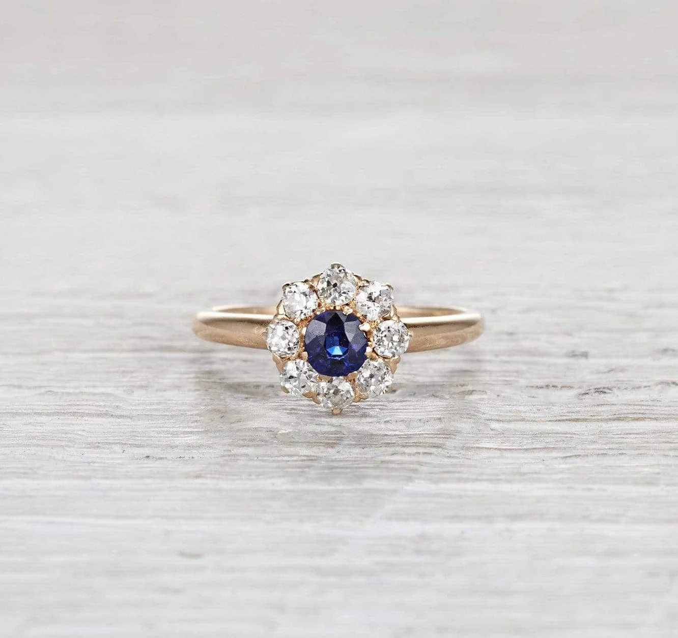 .60 Carat Victorian Sapphire Ring - Image 2