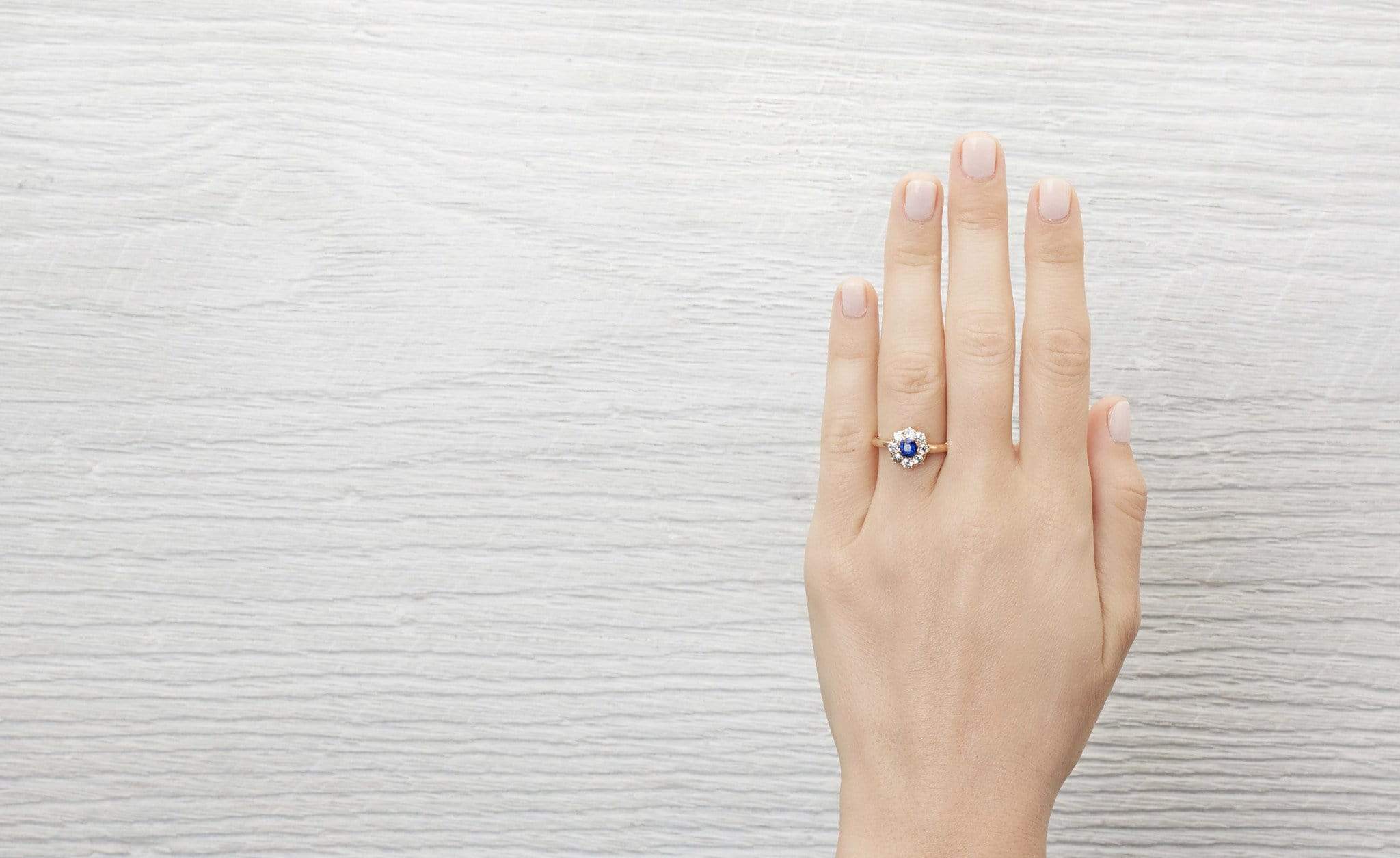 .60 Carat Victorian Sapphire Ring - Image 5