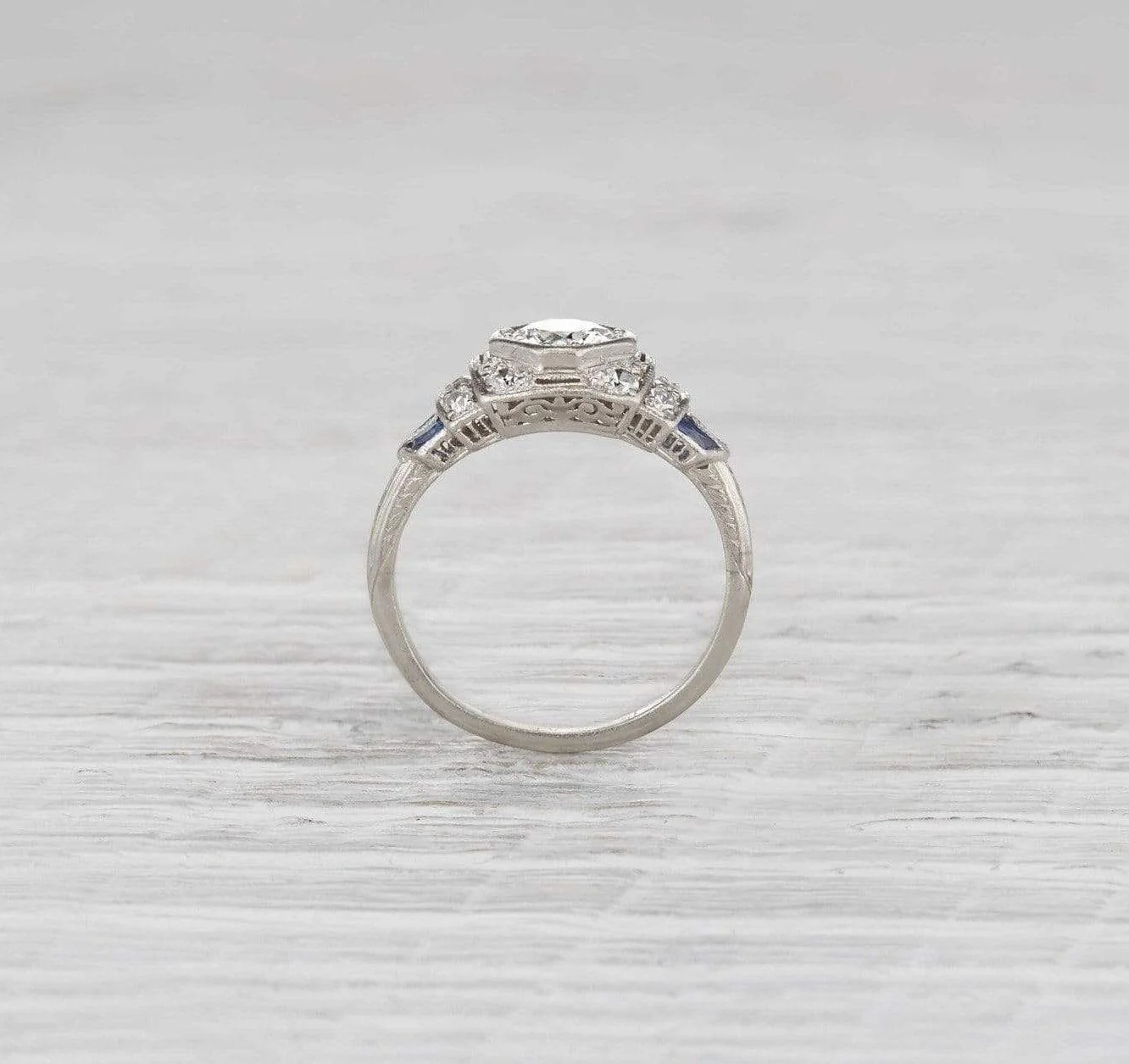 .65 Carat Art Deco Engagement Ring - Image 4