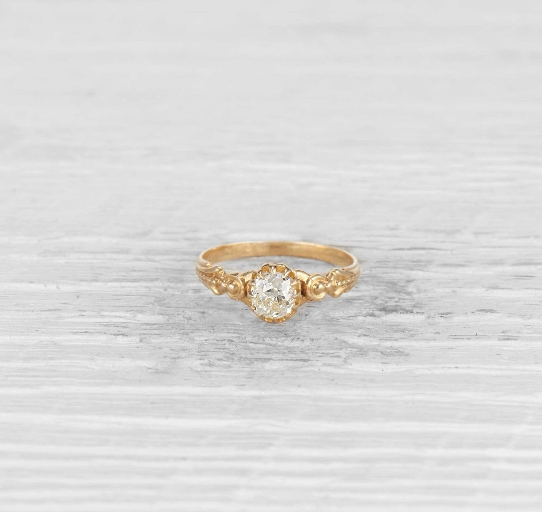 .70 CARAT ANTIQUE DIAMOND RING - Image 2