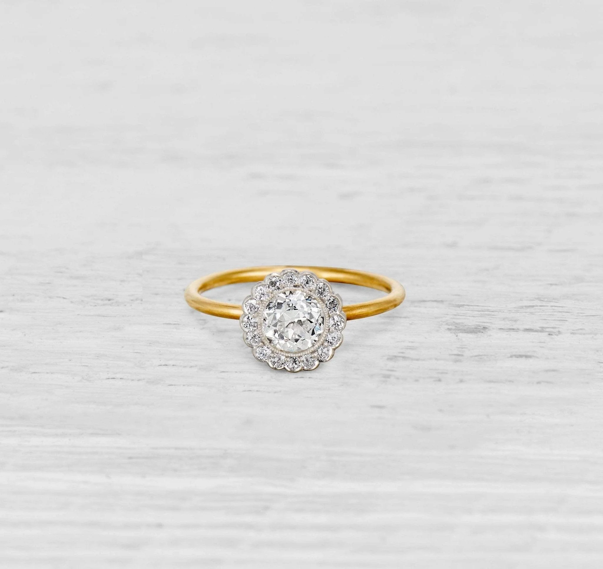 .70 CARAT EDWARDIAN DIAMOND ENGAGEMENT RING - Image 2