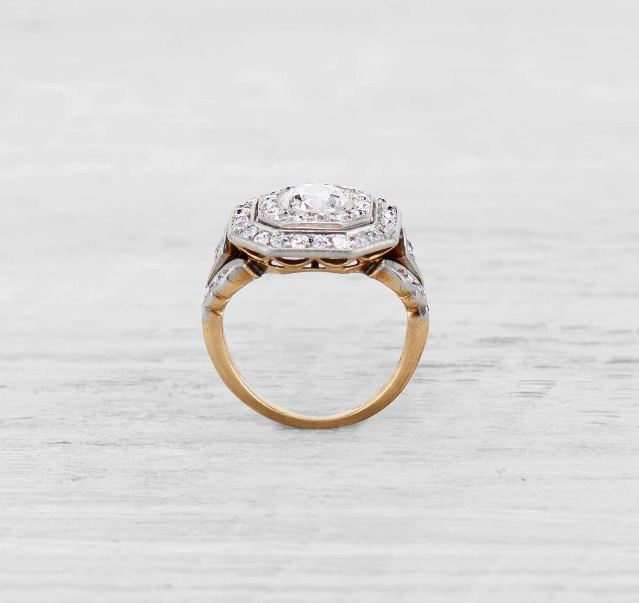.74 CARAT EDWARDIAN DIAMOND ENGAGEMENT RING - Image 4