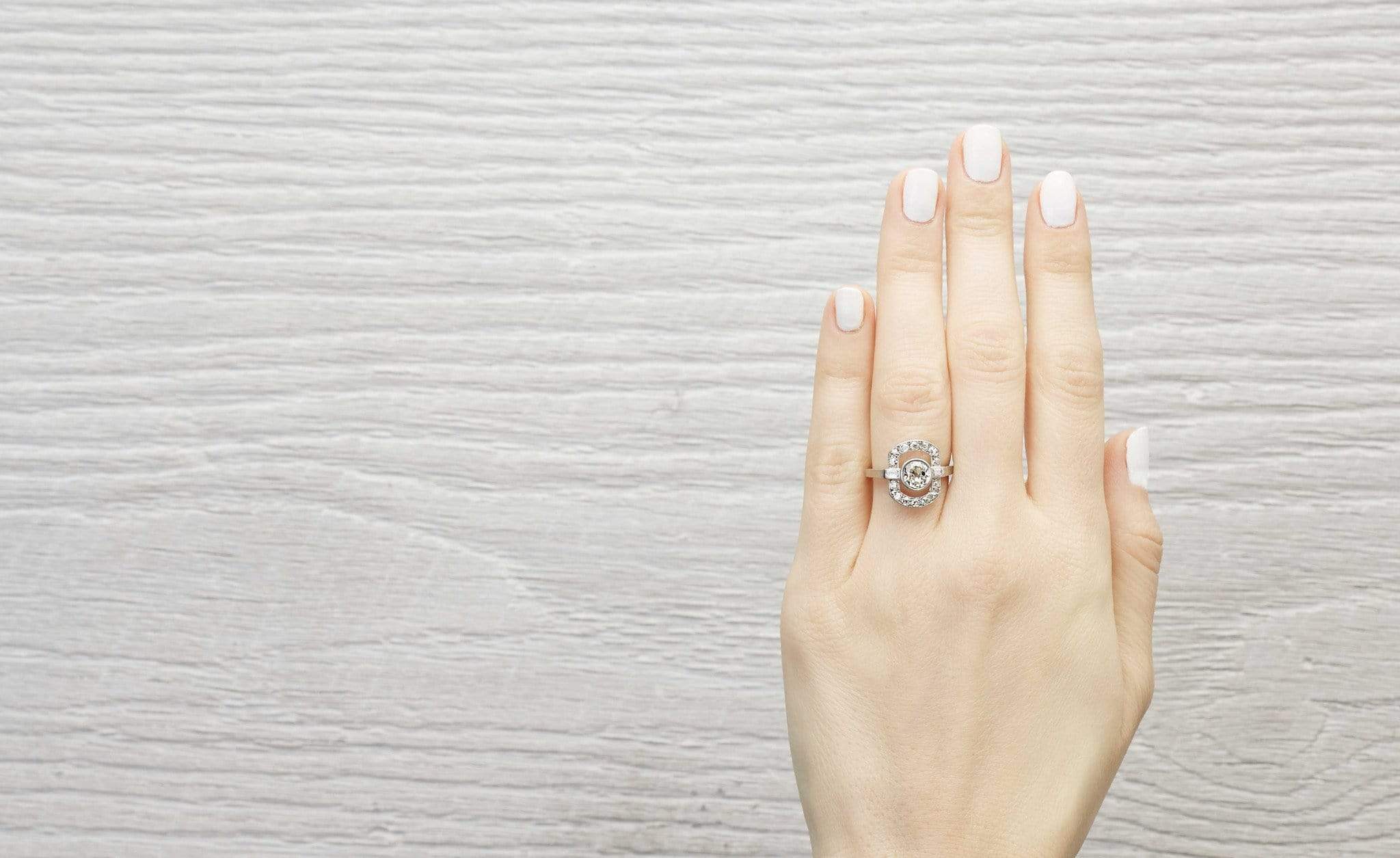 0.75 Carat Art Deco Diamond Engagement Ring - Image 5