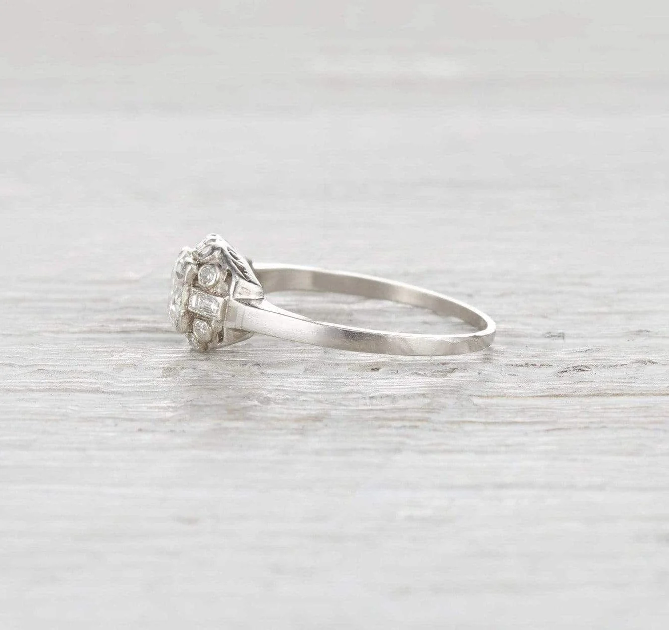 .75 Carat Art Deco Engagement Ring - Image 3