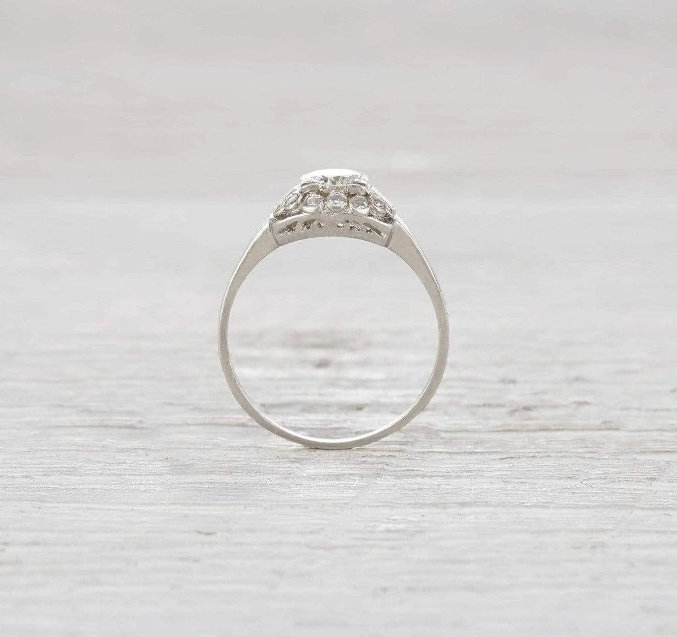 .75 Carat Art Deco Engagement Ring - Image 4