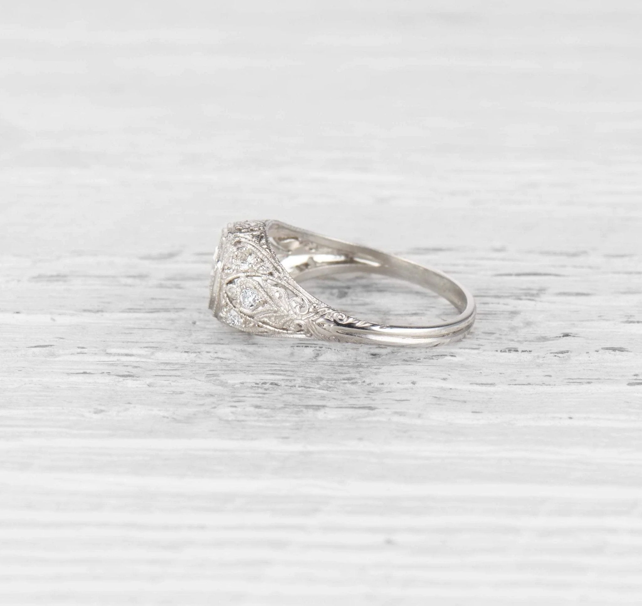 .75 CARAT EDWARDIAN DIAMOND ENGAGEMENT RING - Image 3