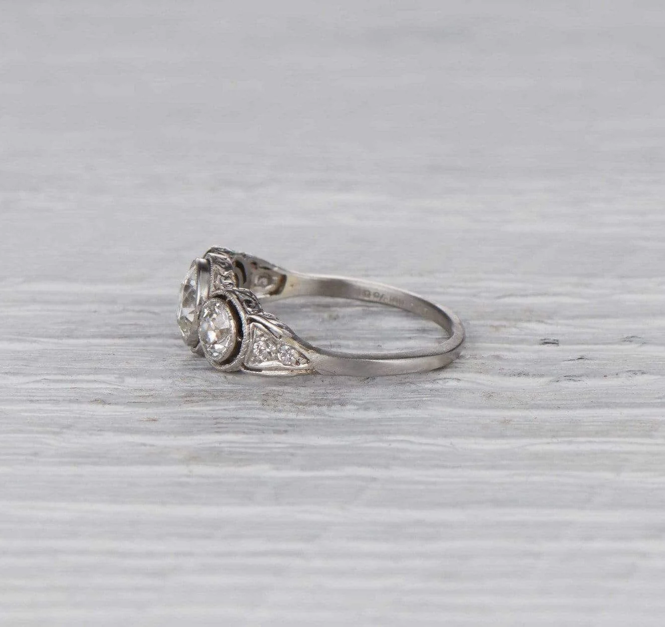.75 Carat Edwardian Three Stone Engagement Ring - Image 3