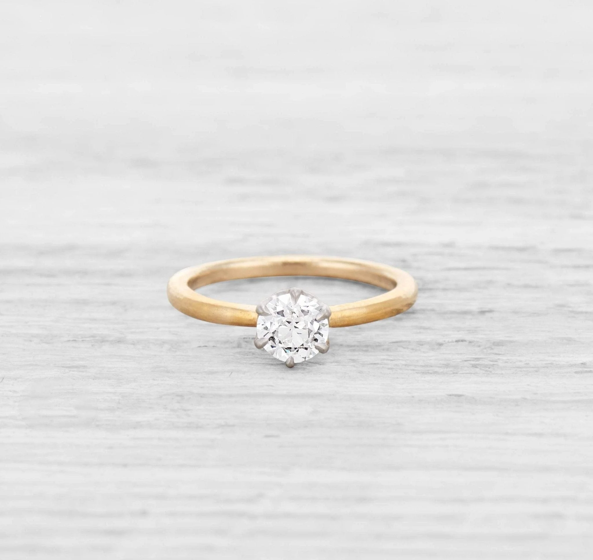 .75 CARAT TIFFANY & CO ANTIQUE DIAMOND ENGAGEMENT RING - Image 2