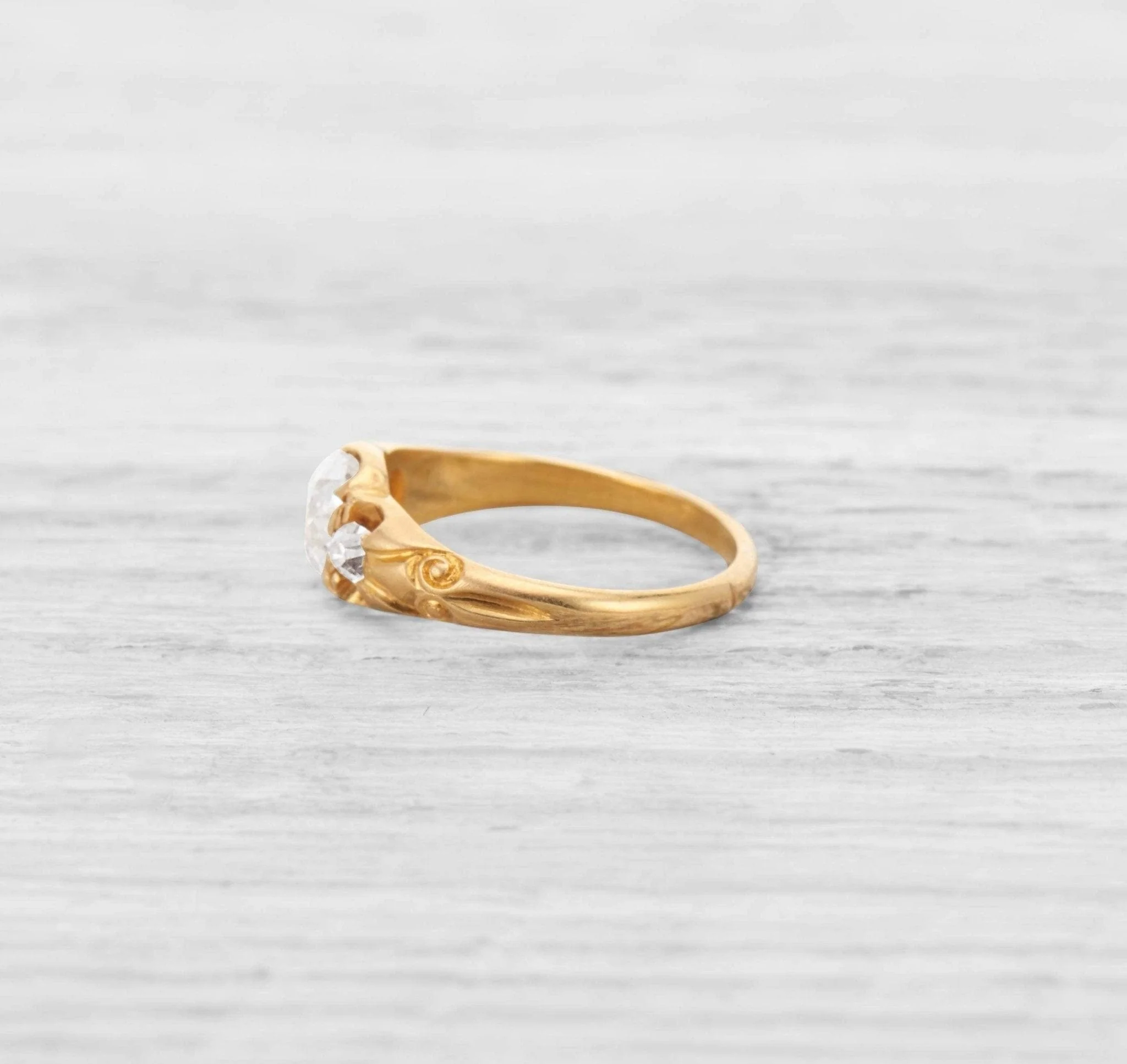 .79 CARAT VICTORIAN DIAMOND ENGAGEMENT RING - Image 3