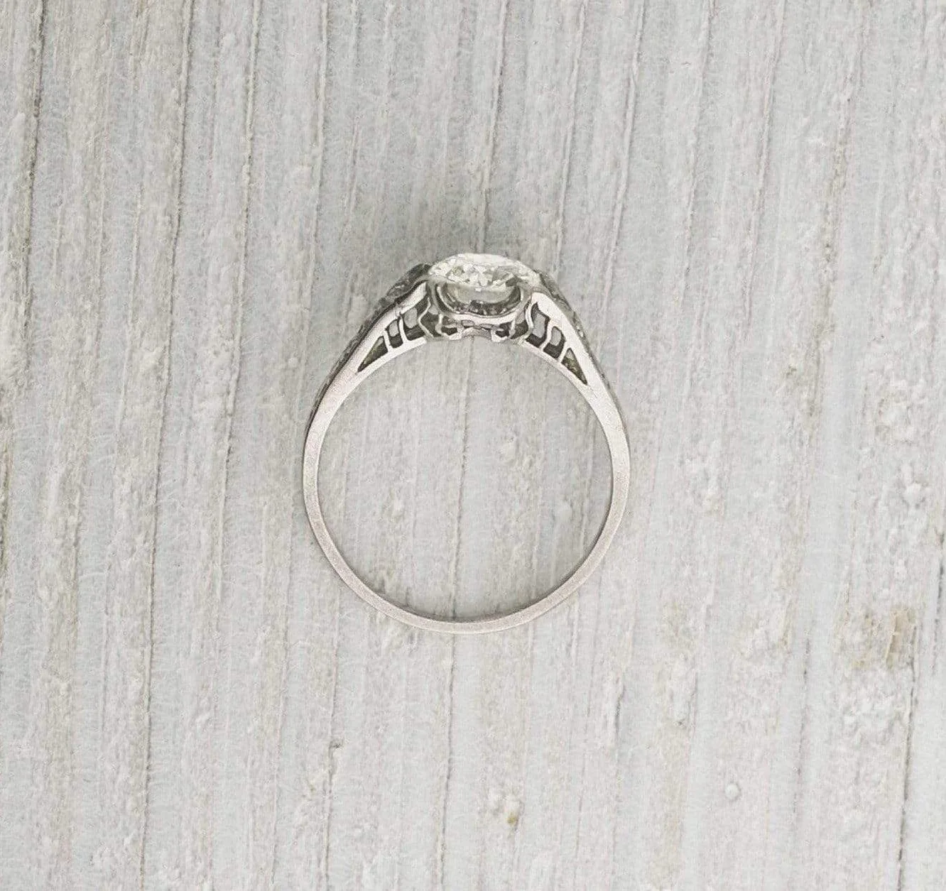 .80 Carat Vintage Art Deco Engagement Ring - Image 4
