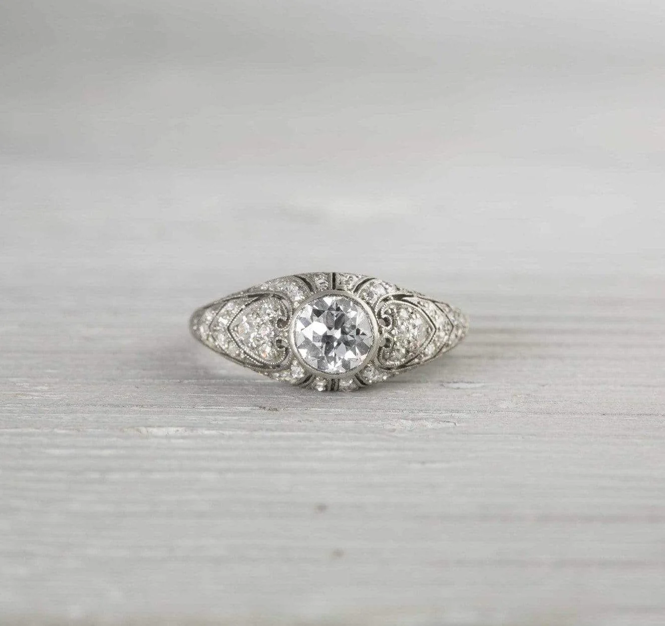 .80 Carat Vintage Engagement Ring - Image 2