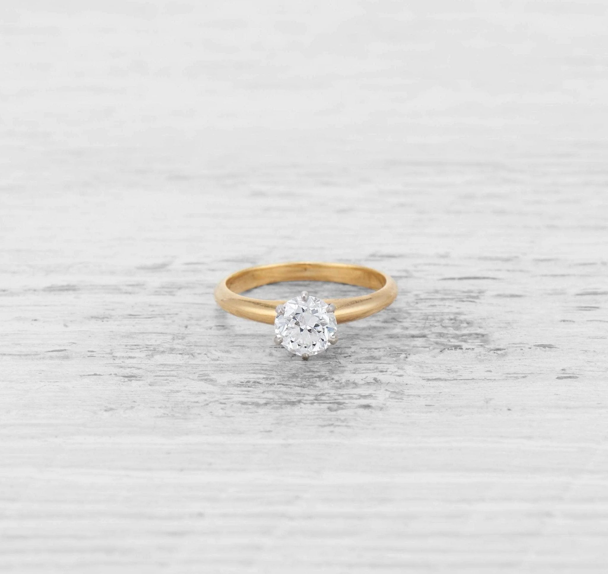 .83 CARAT TIFFANY & CO DIAMOND SOLITAIRE ENGAGEMENT RING - Image 2