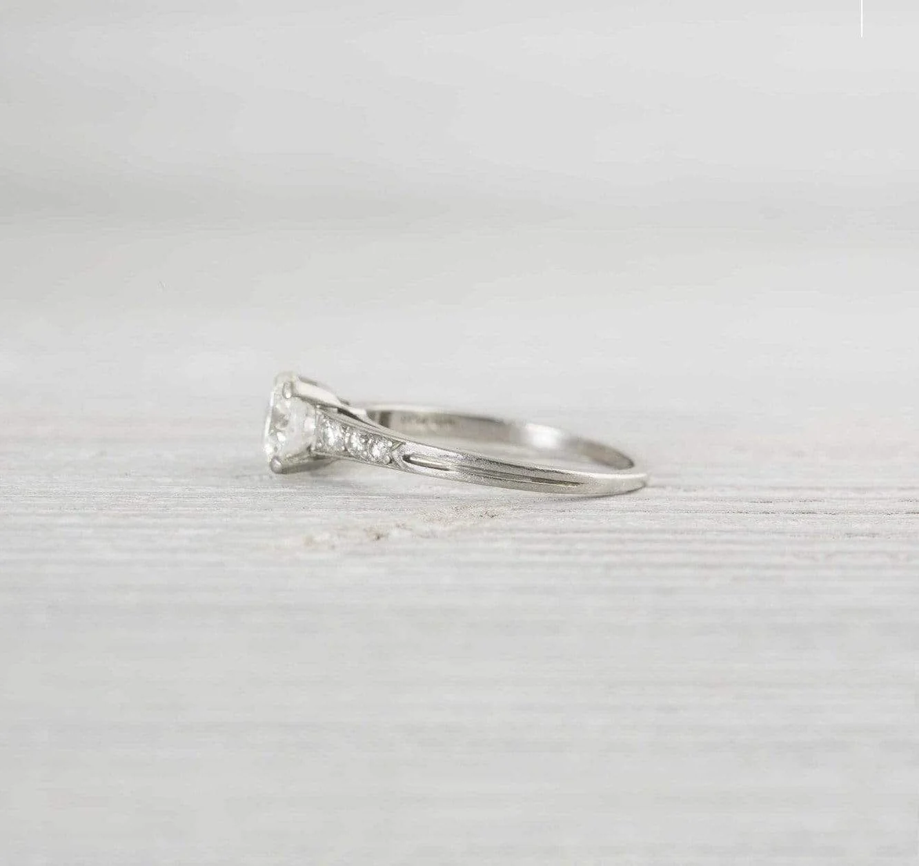 .83 Carat Vintage Tiffany & Co. Diamond Engagement Ring - Image 3
