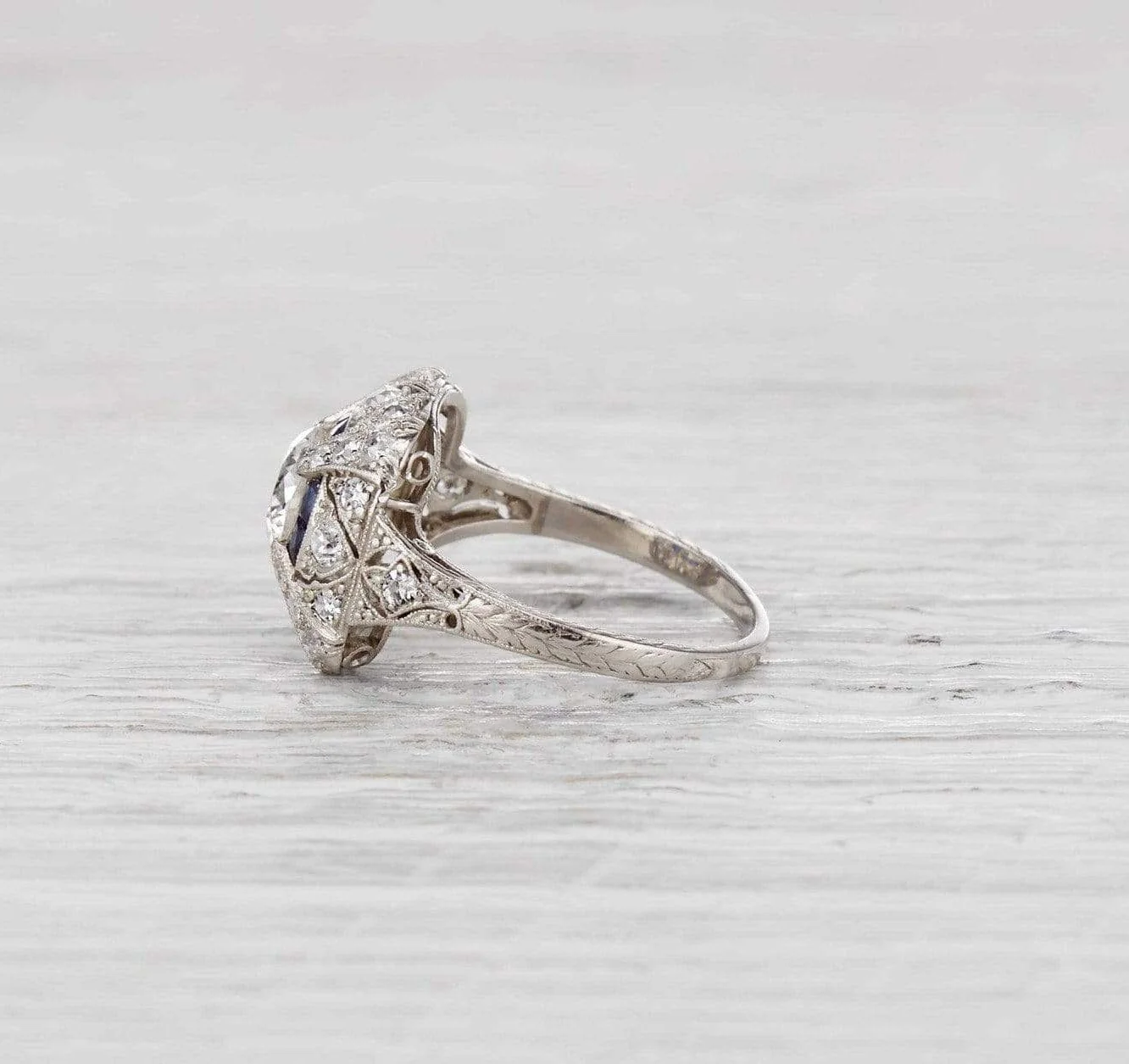 .85 Carat Edwardian Diamond Engagement Ring - Image 3