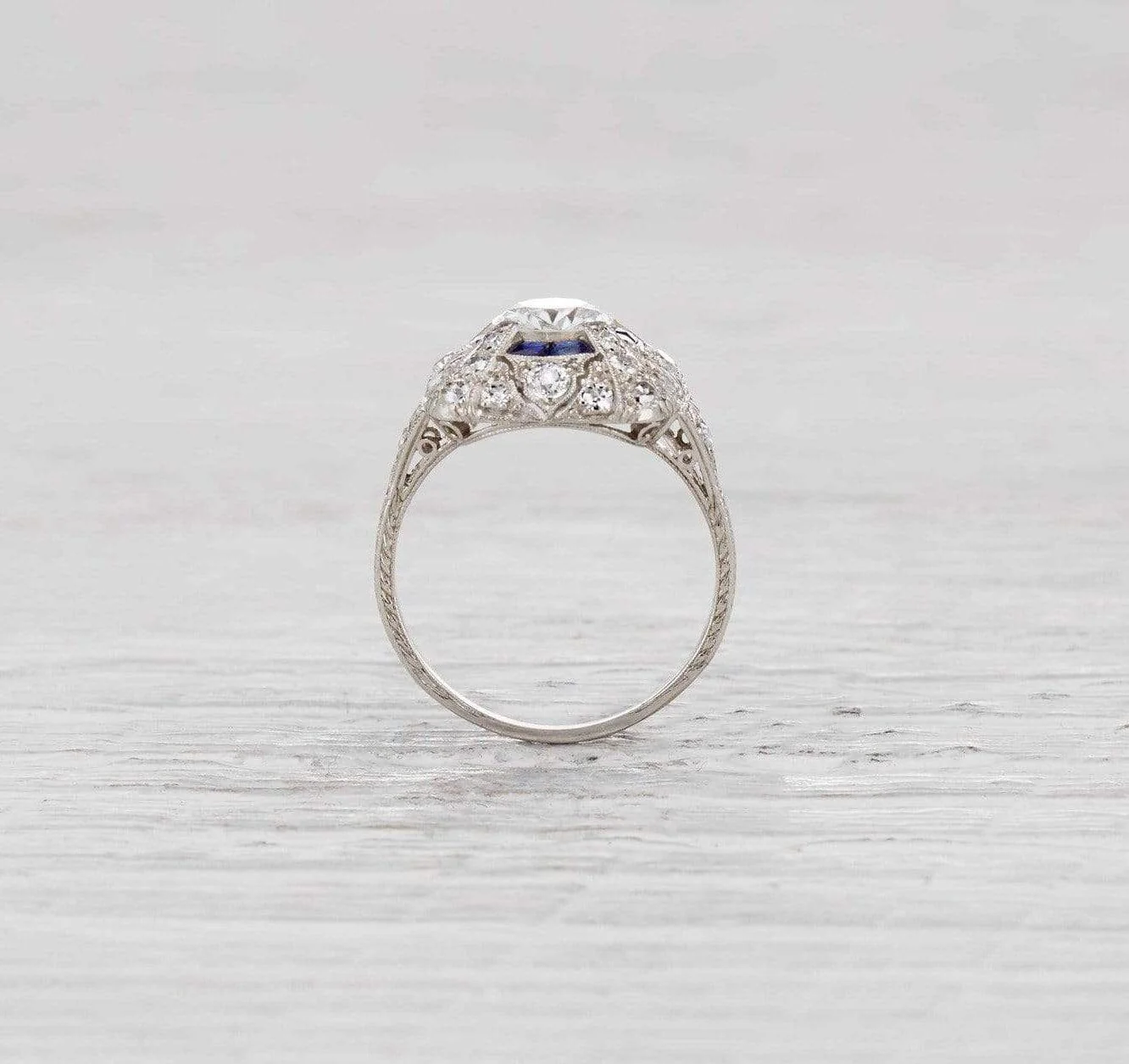 .85 Carat Edwardian Diamond Engagement Ring - Image 4