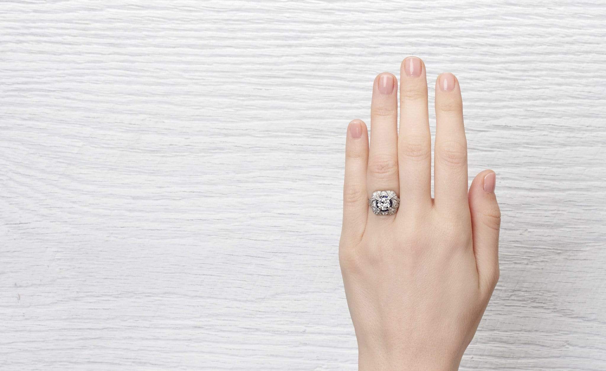 .85 Carat Edwardian Diamond Engagement Ring - Image 5