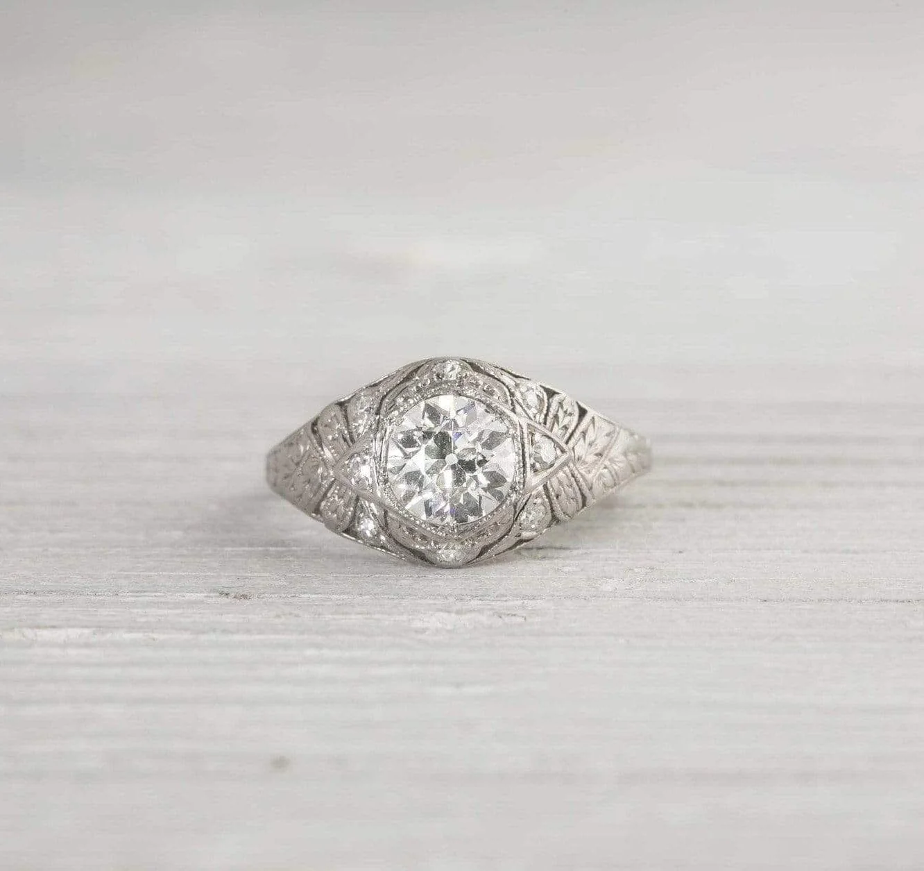 .85 Carat Vintage Diamond Engagement Ring - Image 2
