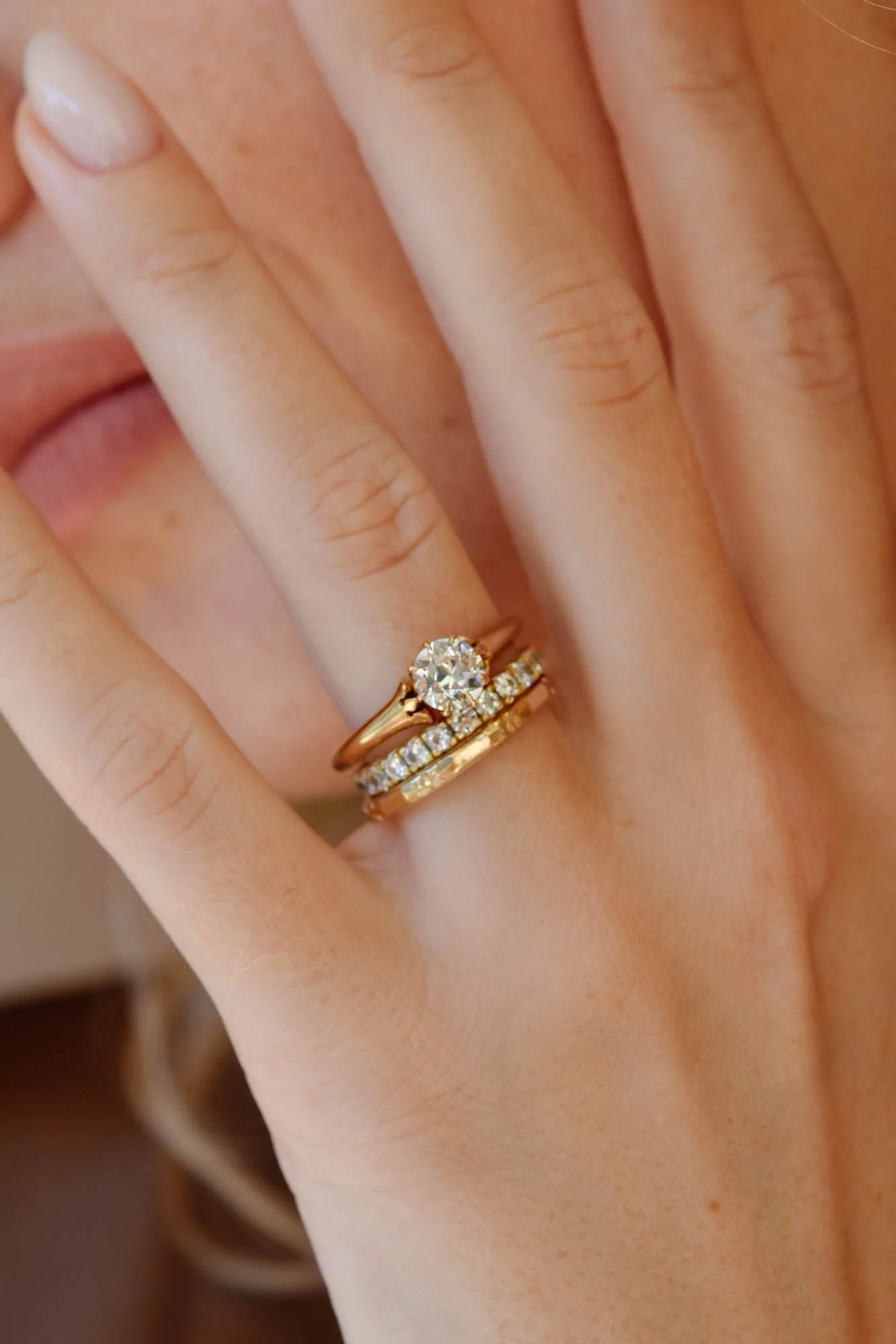 Edwardian Orange Blossom Gold Wedding Band - Image 2