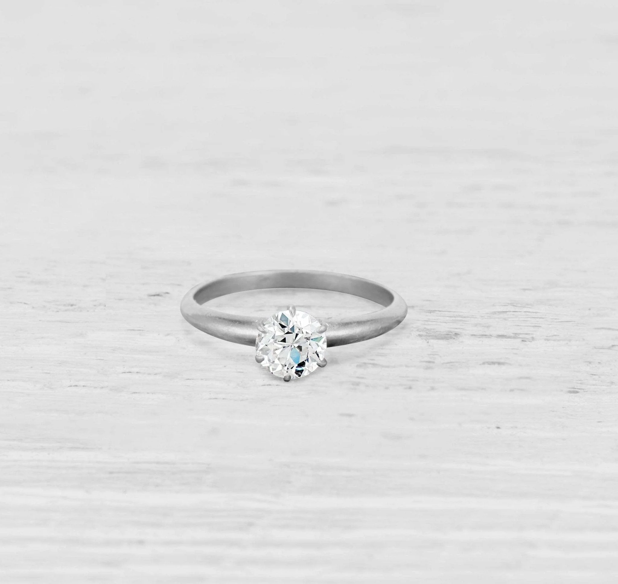 .86 CARAT TIFFANY & CO DIAMOND SOLITAIRE ENGAGEMENT RING - Image 2