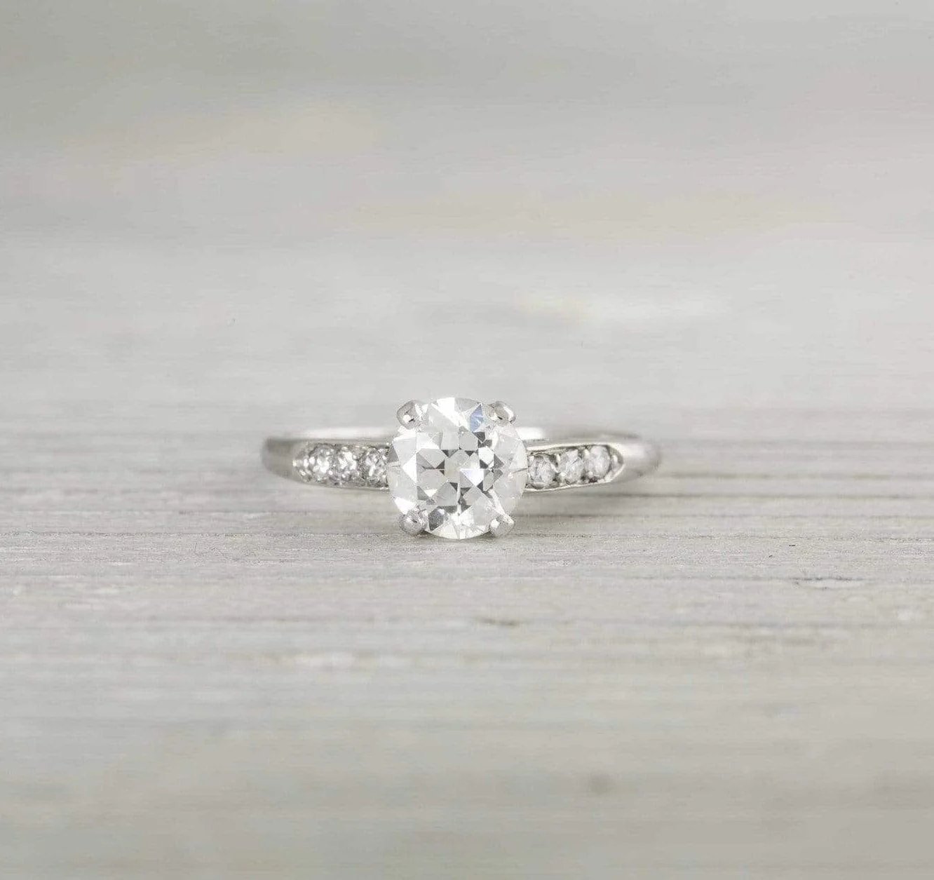 .88 Carat Vintage Art Deco Engagement Ring - Image 2