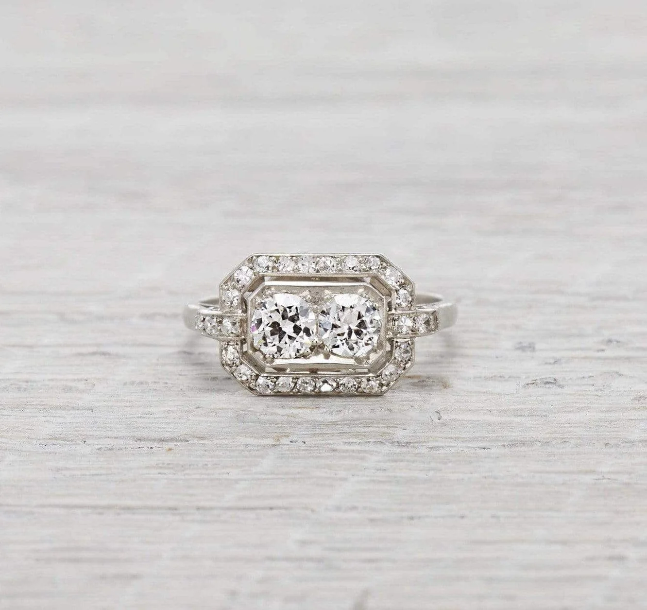 .90 Carat Art Deco Diamond Engagement Ring - Image 2