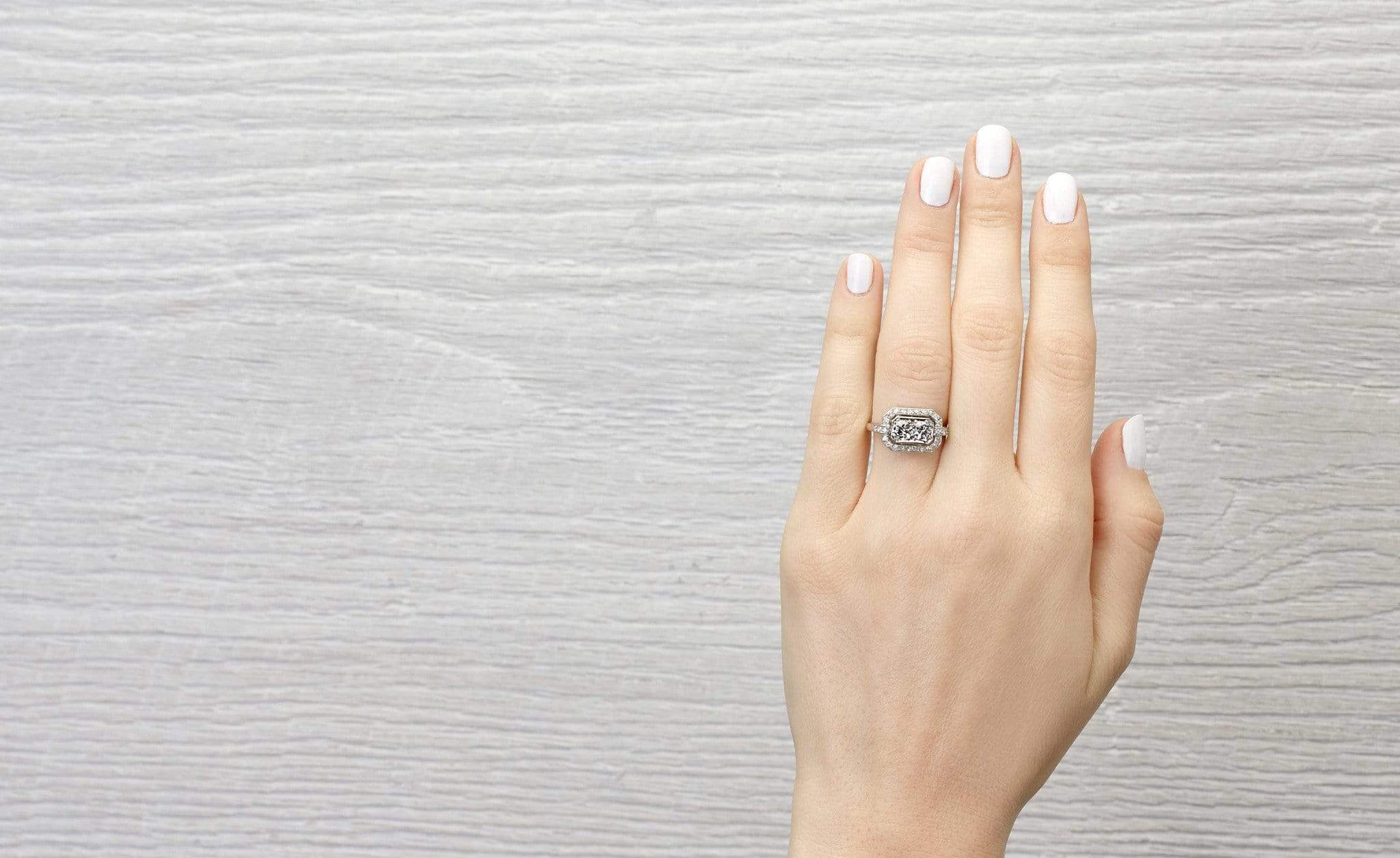 .90 Carat Art Deco Diamond Engagement Ring - Image 5