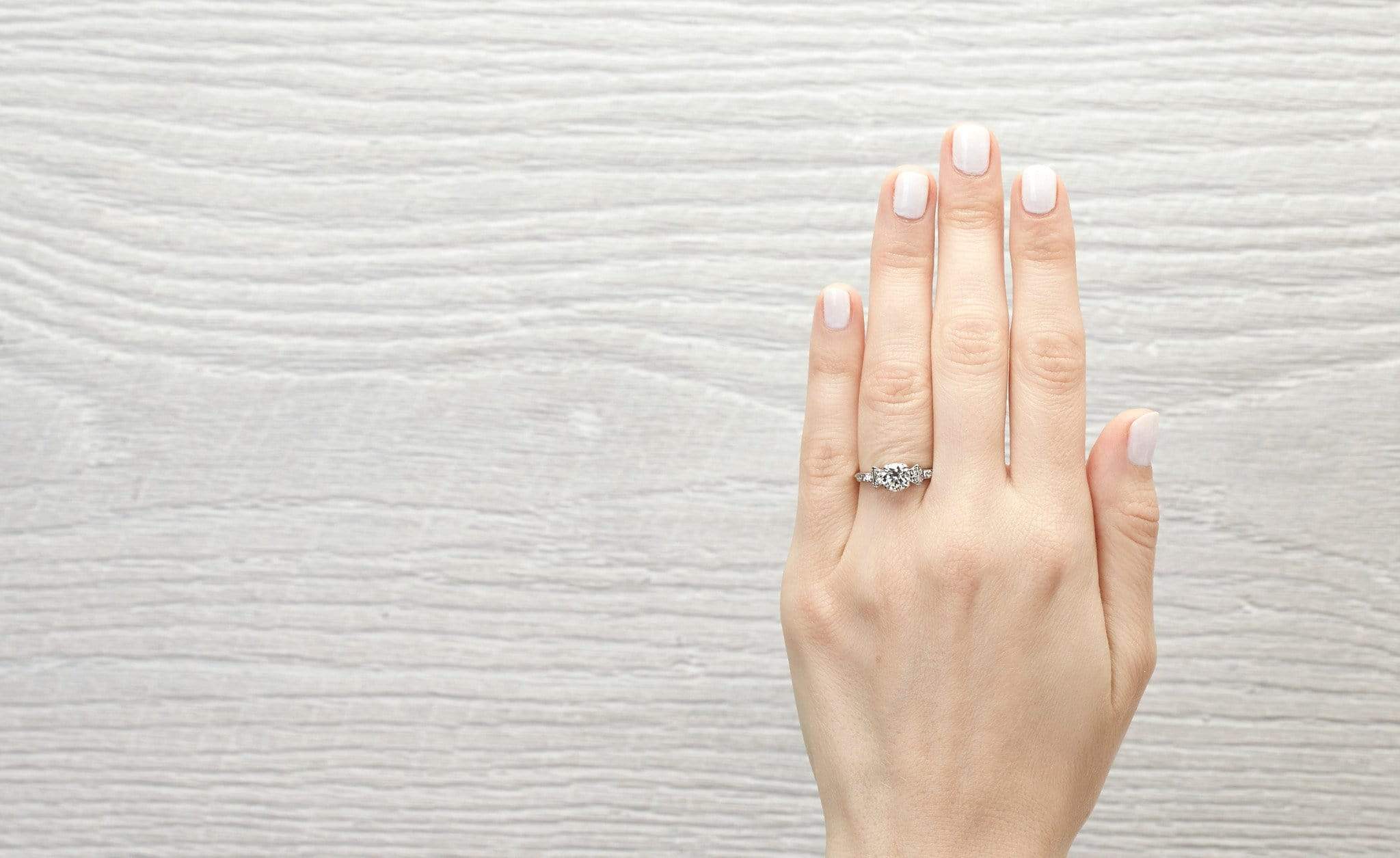 .90 Carat Art Deco Engagement Ring - Image 5