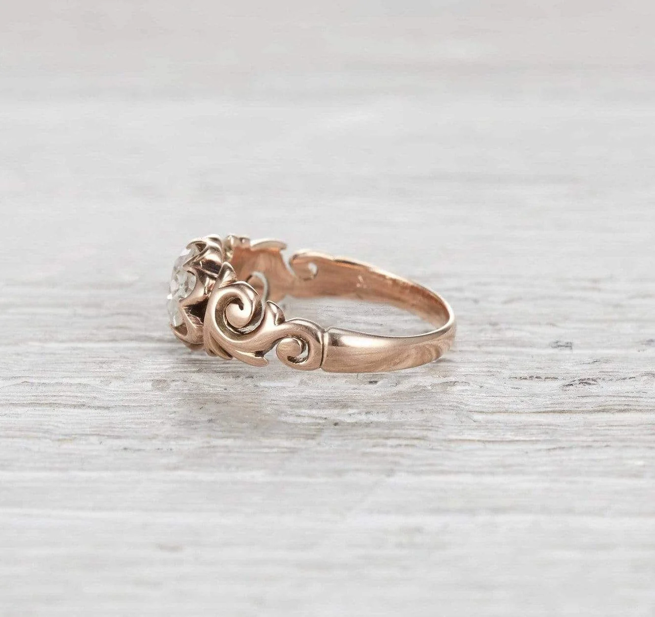 .90 Carat Victorian Engagement Ring - Image 3