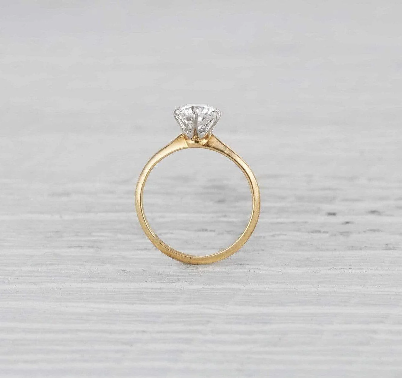 .95 Carat Vintage Tiffany & Co. Engagement Ring - Image 4