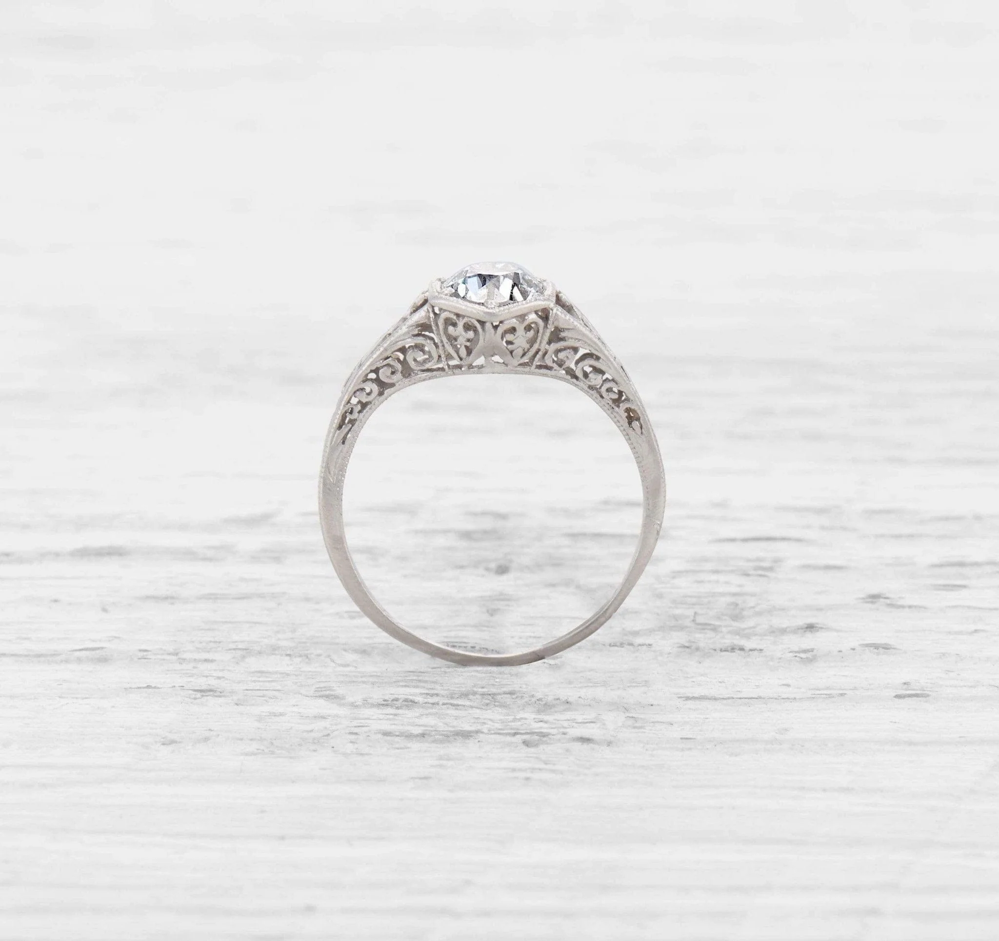 .93 CARAT ART DECO DIAMOND SOLITAIRE ENGAGEMENT RING - Image 4