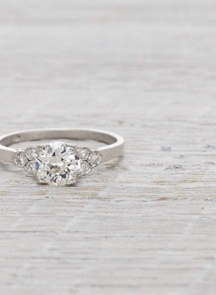 .94 Carat Art Deco Engagement Ring - Image 2