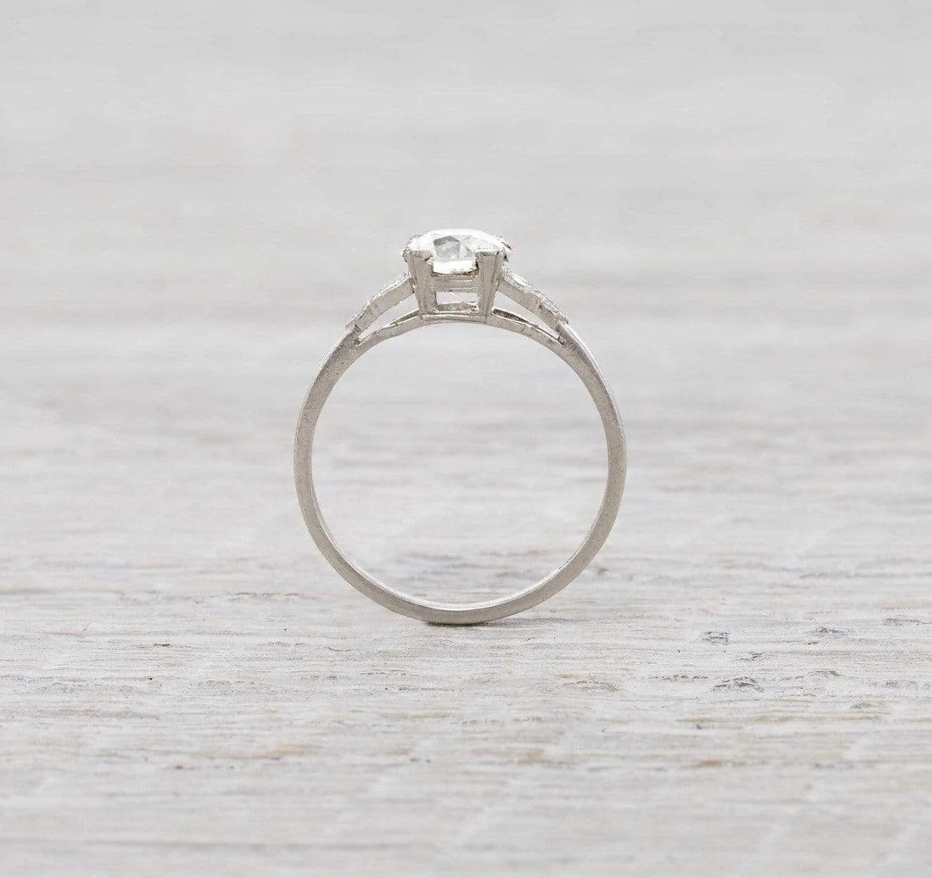 .94 Carat Art Deco Engagement Ring - Image 4