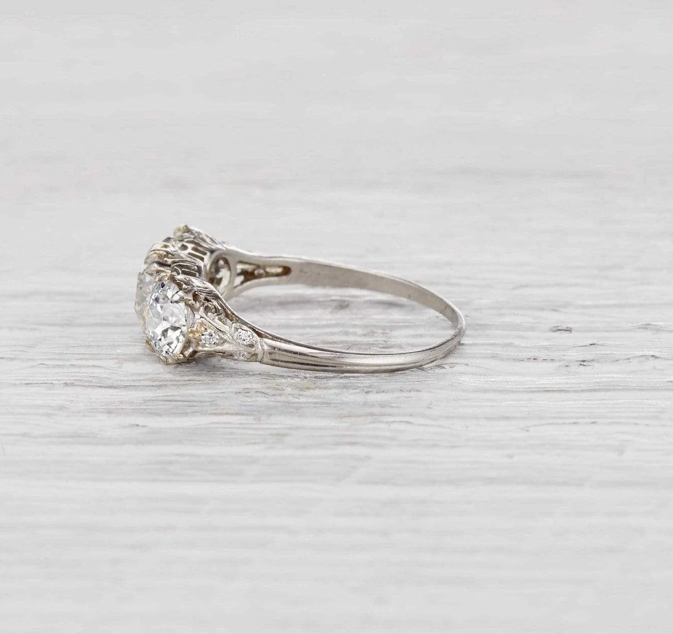 .99 Carat Edwardian Three Stone Ring - Image 3